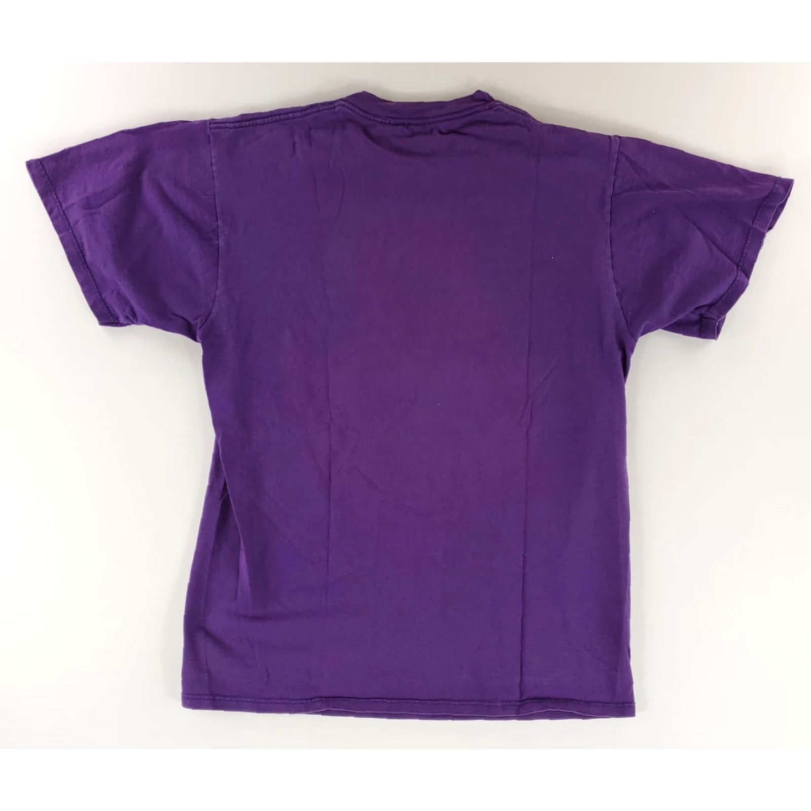Velva Sheen VINTAGE Mickey Mouse Velva Sheen T Shirt Made USA Purple Lake Ozarks Mens L Size US L / EU 52-54 / 3 - 5 Thumbnail