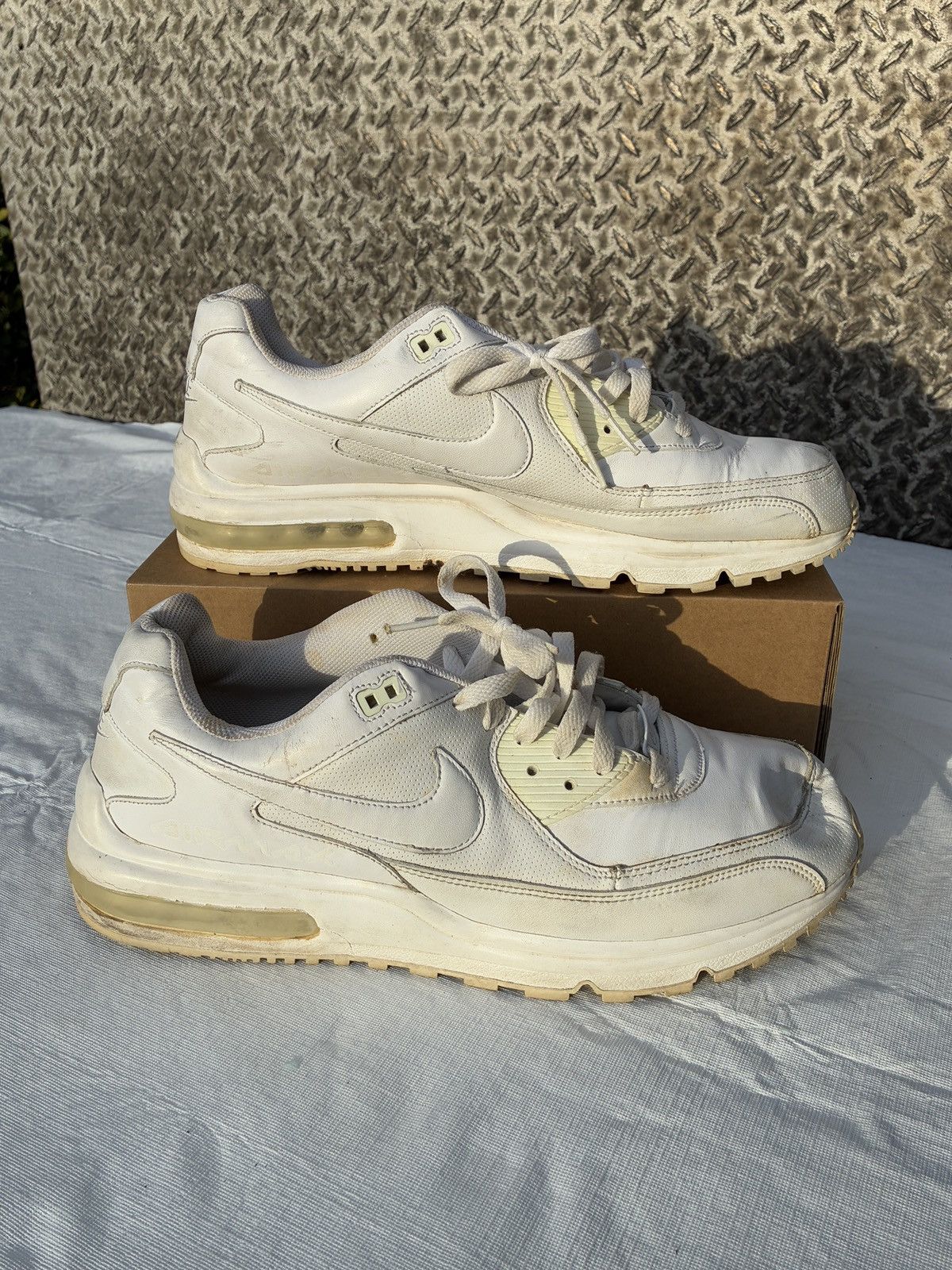 Nike NIke Air Max Wright Running Shoes Triple White Mens Size 13 Size US 13 / EU 46 - 1 Thumbnail