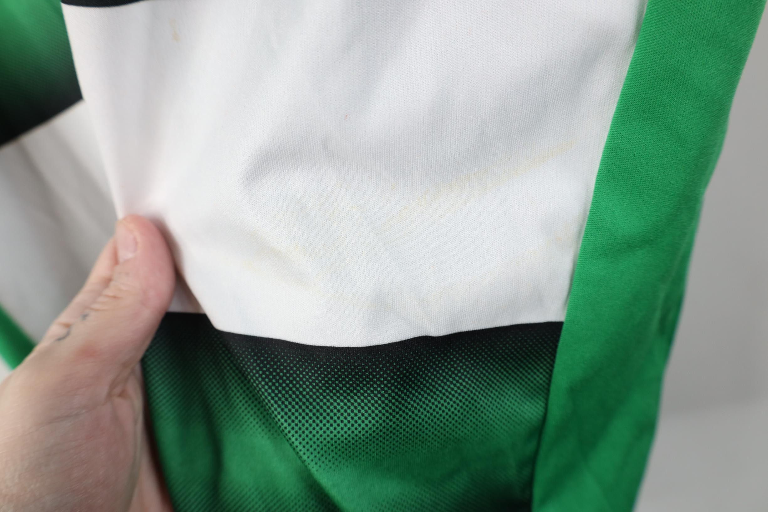 Vintage Vintage Celtic FC Football Soccer Jersey Striped Green Size US M / EU 48-50 / 2 - 10 Thumbnail