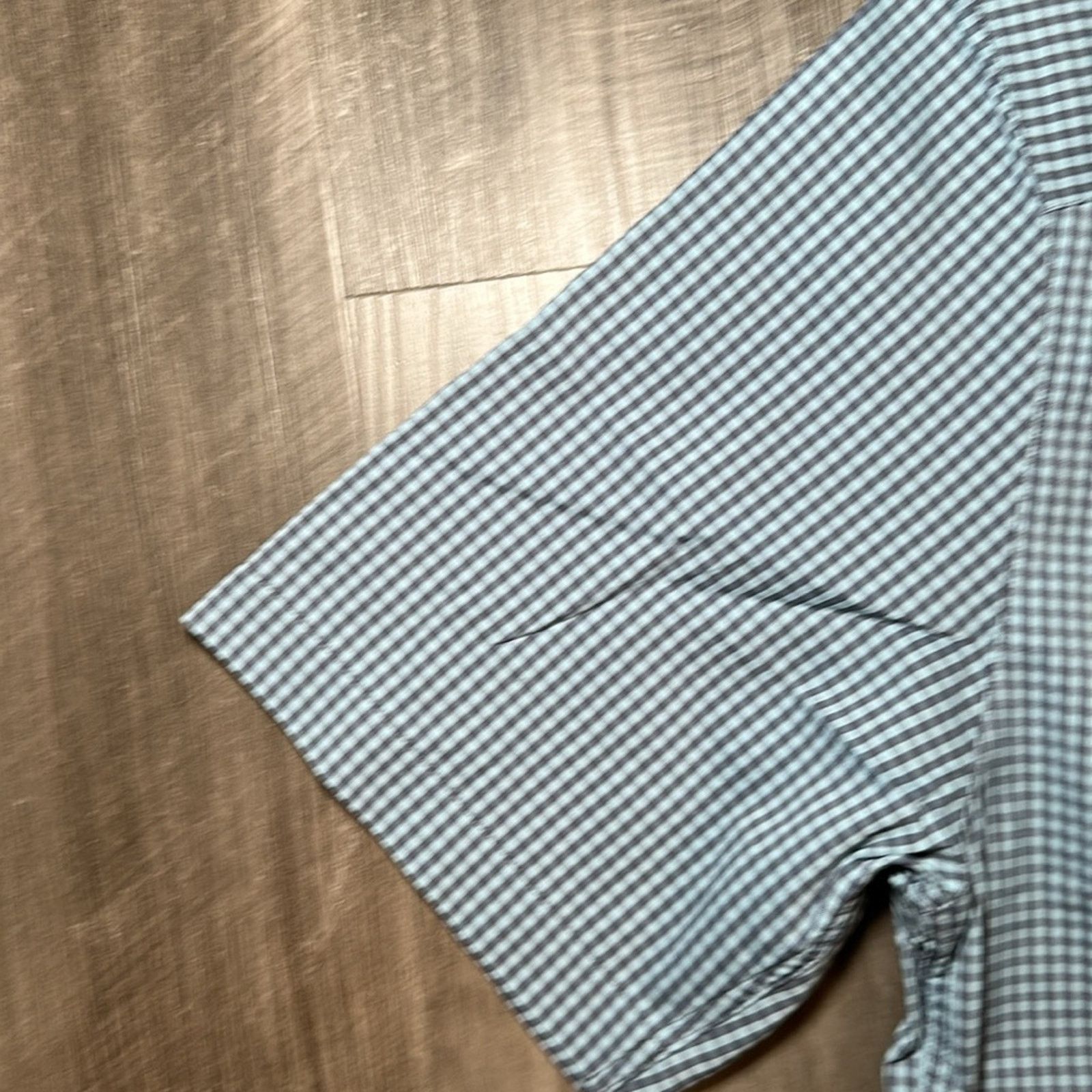 TravisMathew Travis Mathew Short Sleeve Button Down - Large Size US L / EU 52-54 / 3 - 4 Thumbnail