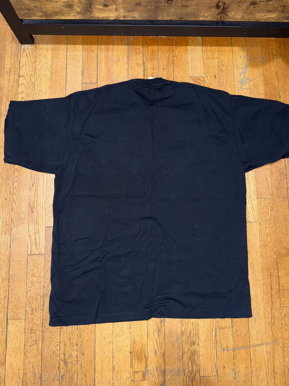 Vetements Vetements Limited Edition “Confidential” Tee Sz. l Size US L / EU 52-54 / 3 - 12 Thumbnail