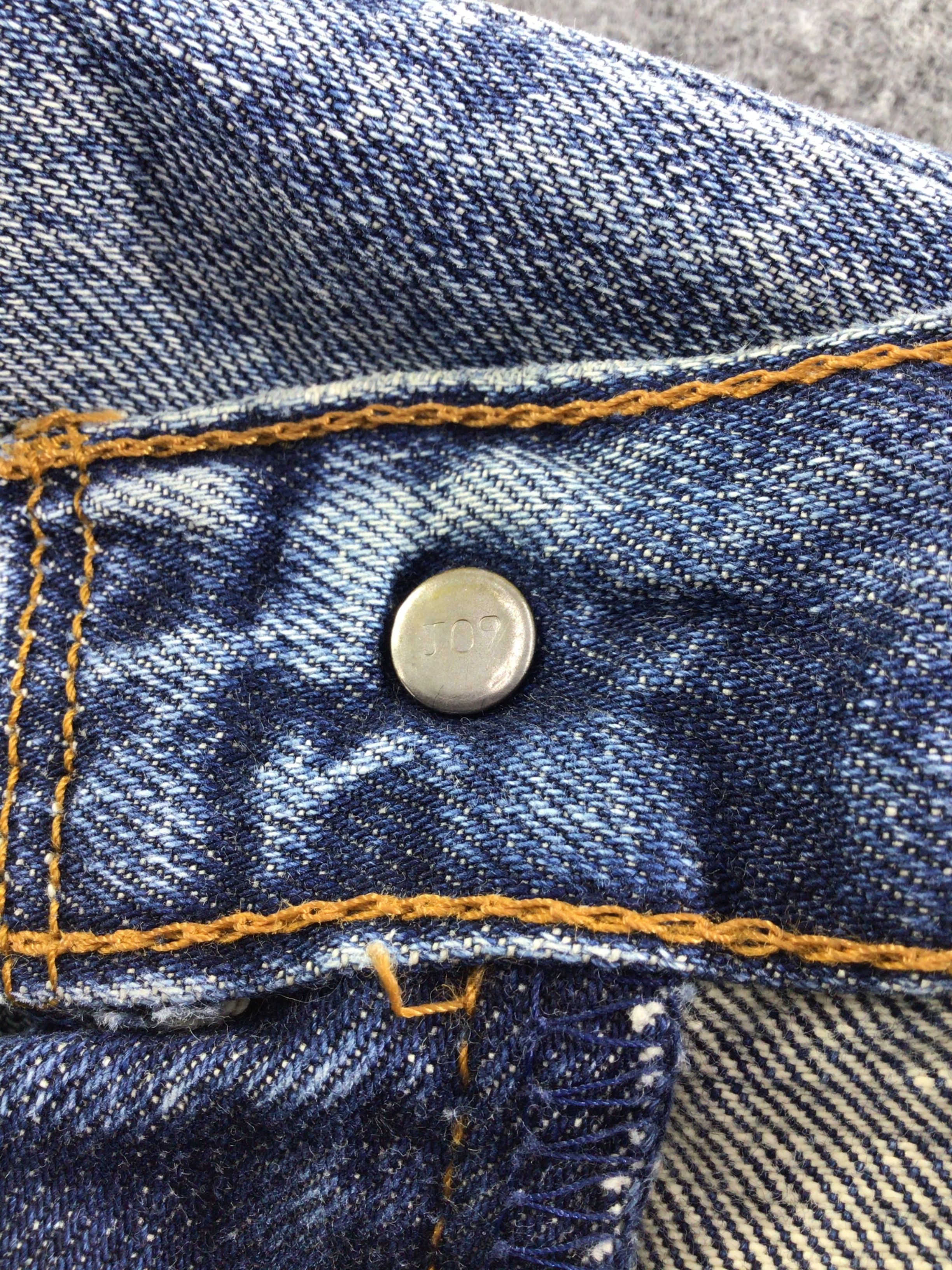 Levi's Vintage Levis 503 Jeans Faded Blue Denim KJ04 Size US 29 - 9 Thumbnail