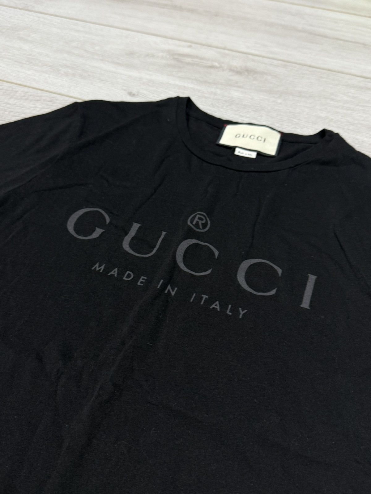 Gucci Gucci Italy spell out letters big logo tee shirt Size US M / EU 48-50 / 2 - 2 Thumbnail