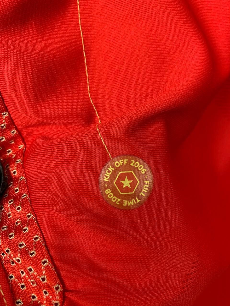 Umbro ENGLAND Away Football Shirt 2006–2008 Umbro Red Jersey BNWOT Size US L / EU 52-54 / 3 - 16 Thumbnail
