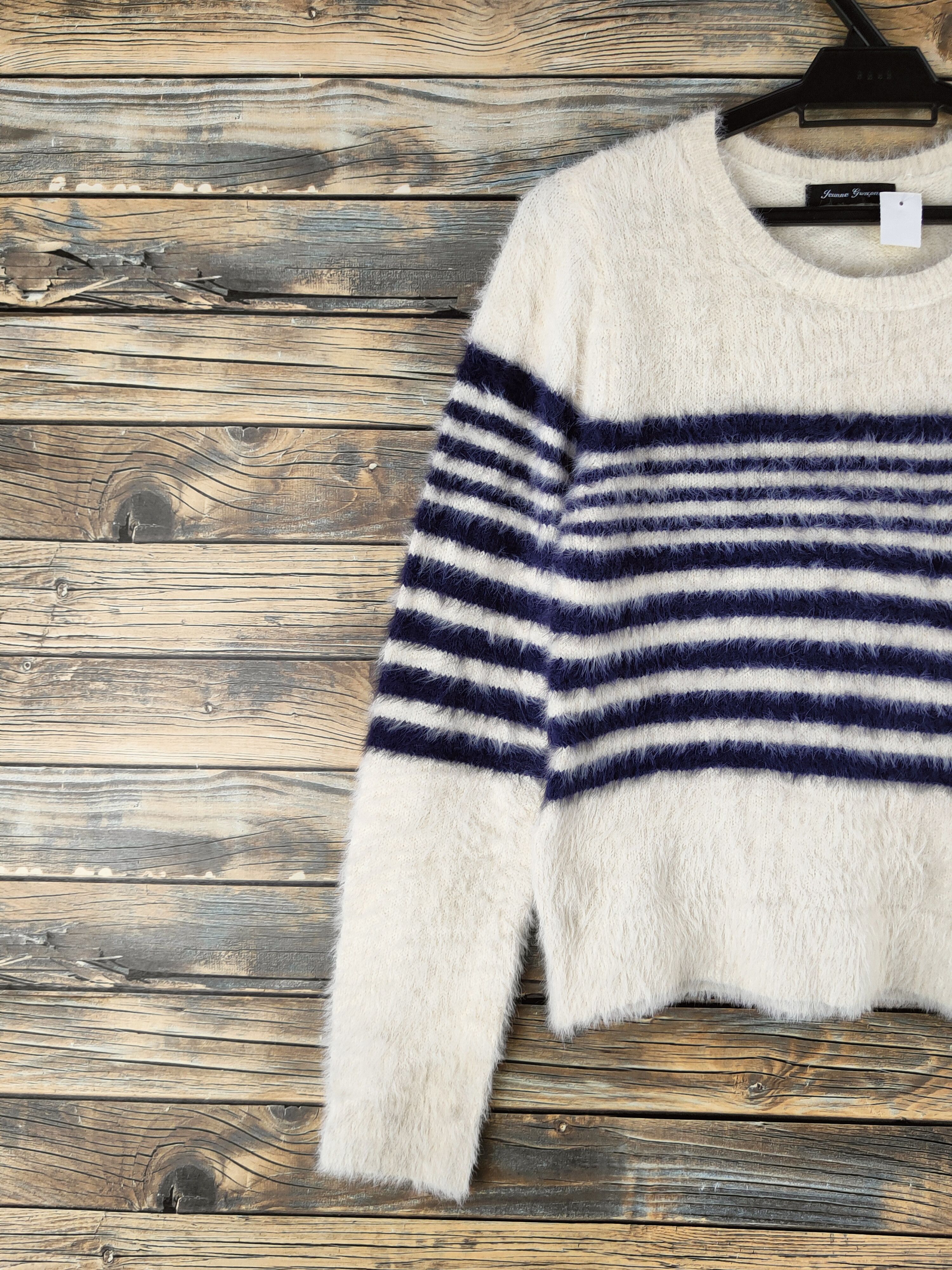 Japanese Brand DL Jeunne Garcon Navy Ivory Fur Mohair Knitwear #46-1016 Size M / US 6-8 / IT 42-44 - 3 Thumbnail