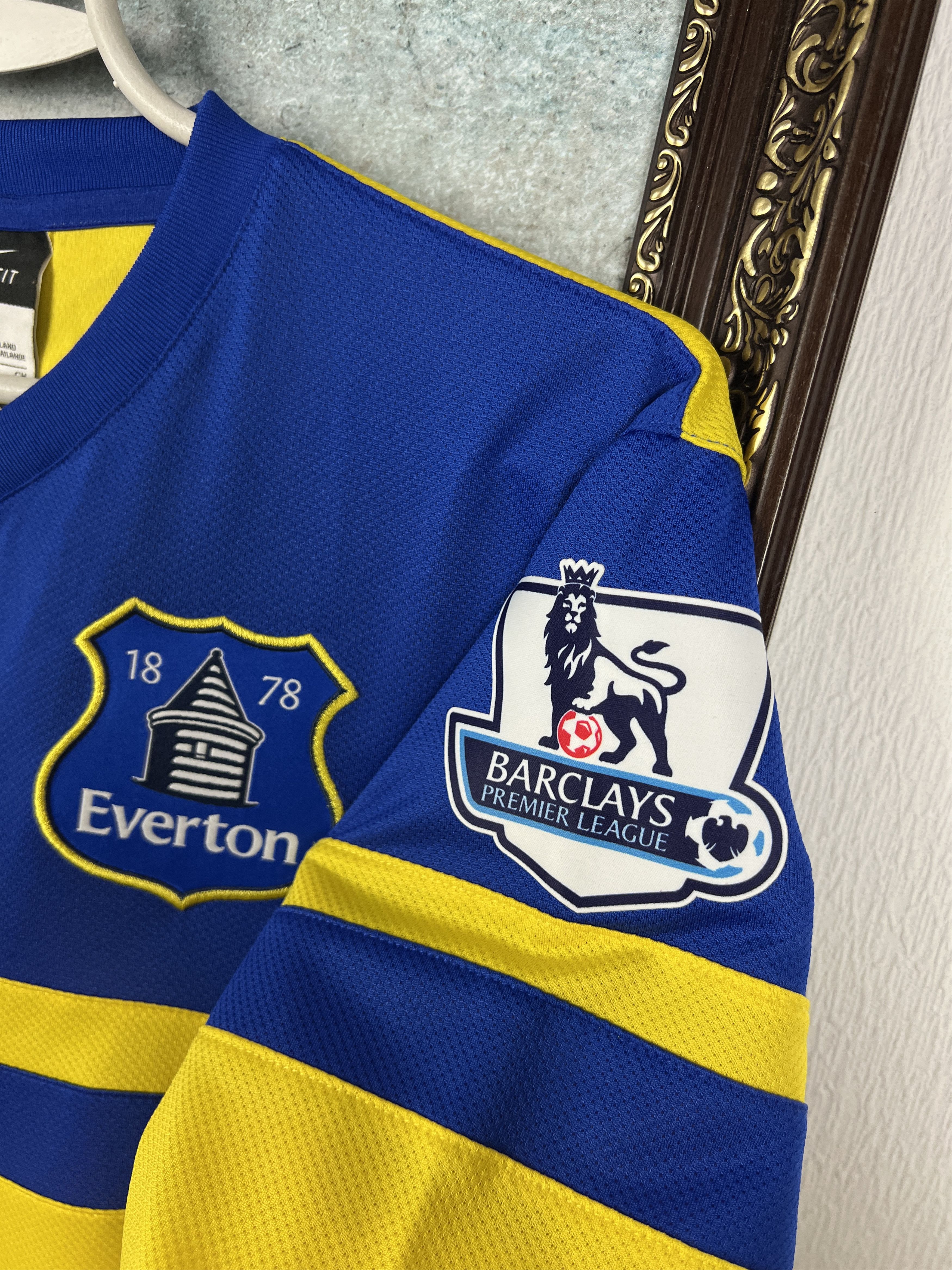Nike Everton Football Shirt Soccer #20 Barkley Long Sleeve Jersey Size US S / EU 44-46 / 1 - 7 Thumbnail