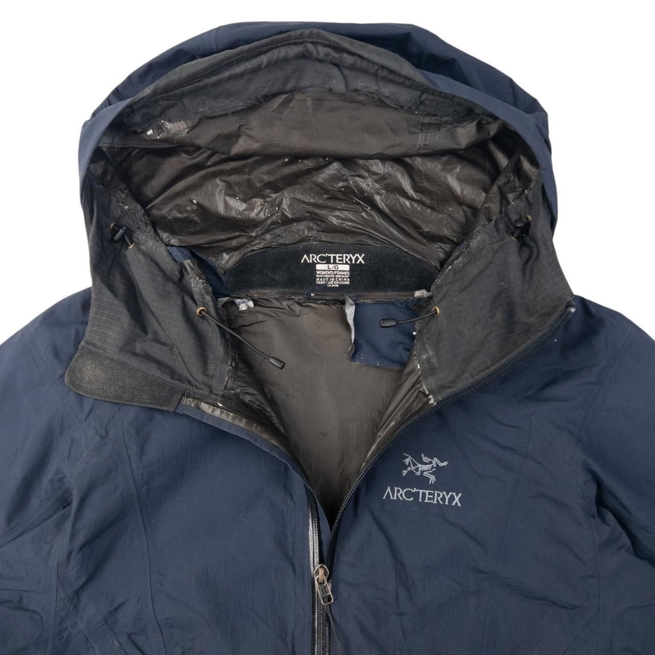 Arc'teryx Vintage Arcteryx Goretex Jacket Womens Size L Size L / US 10 / IT 46 - 3 Thumbnail