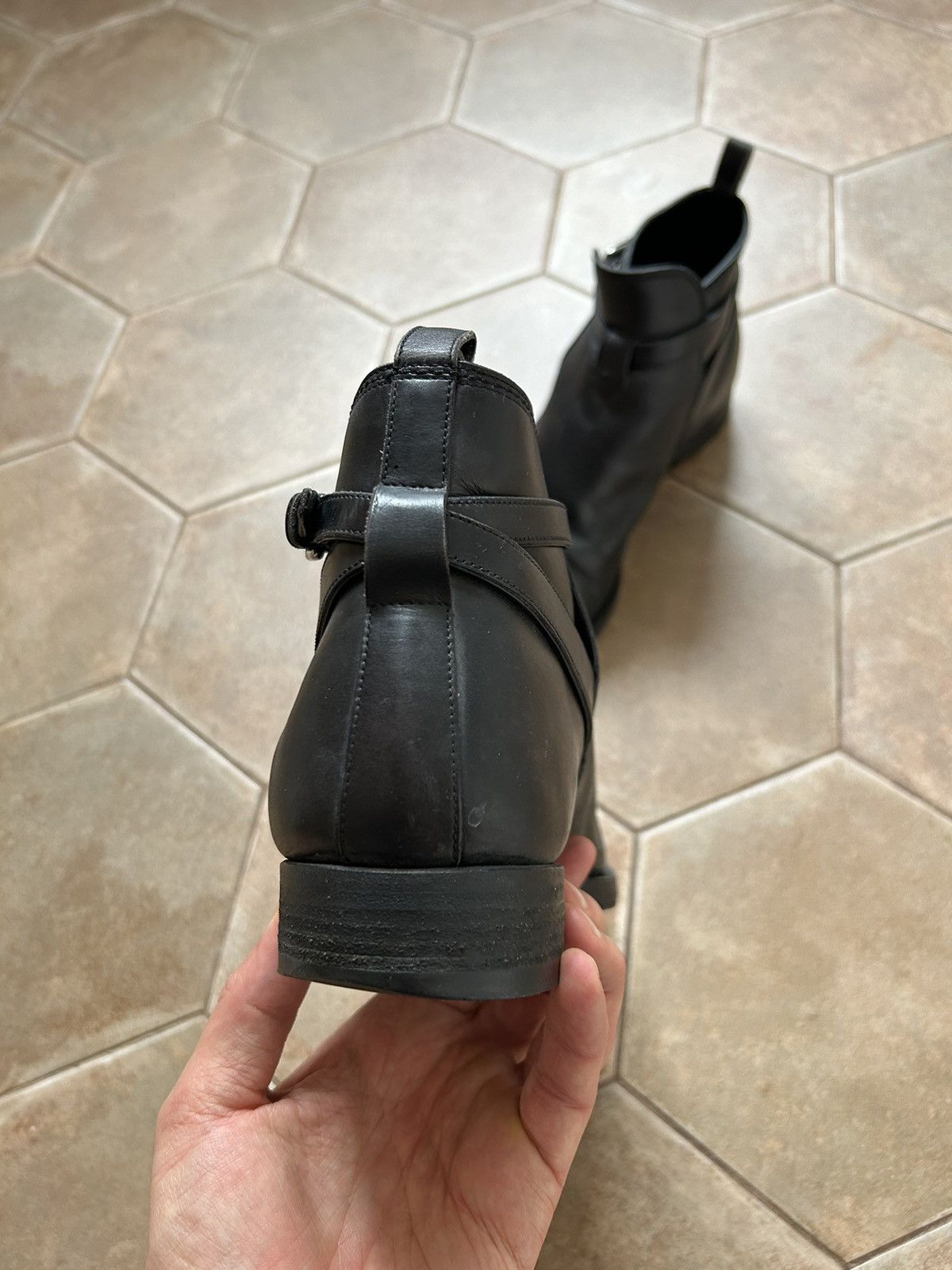 Louis Vuitton Louis Vuitton Leather Chelsea Boots Size US 9.5 / EU 42-43 - 4 Thumbnail