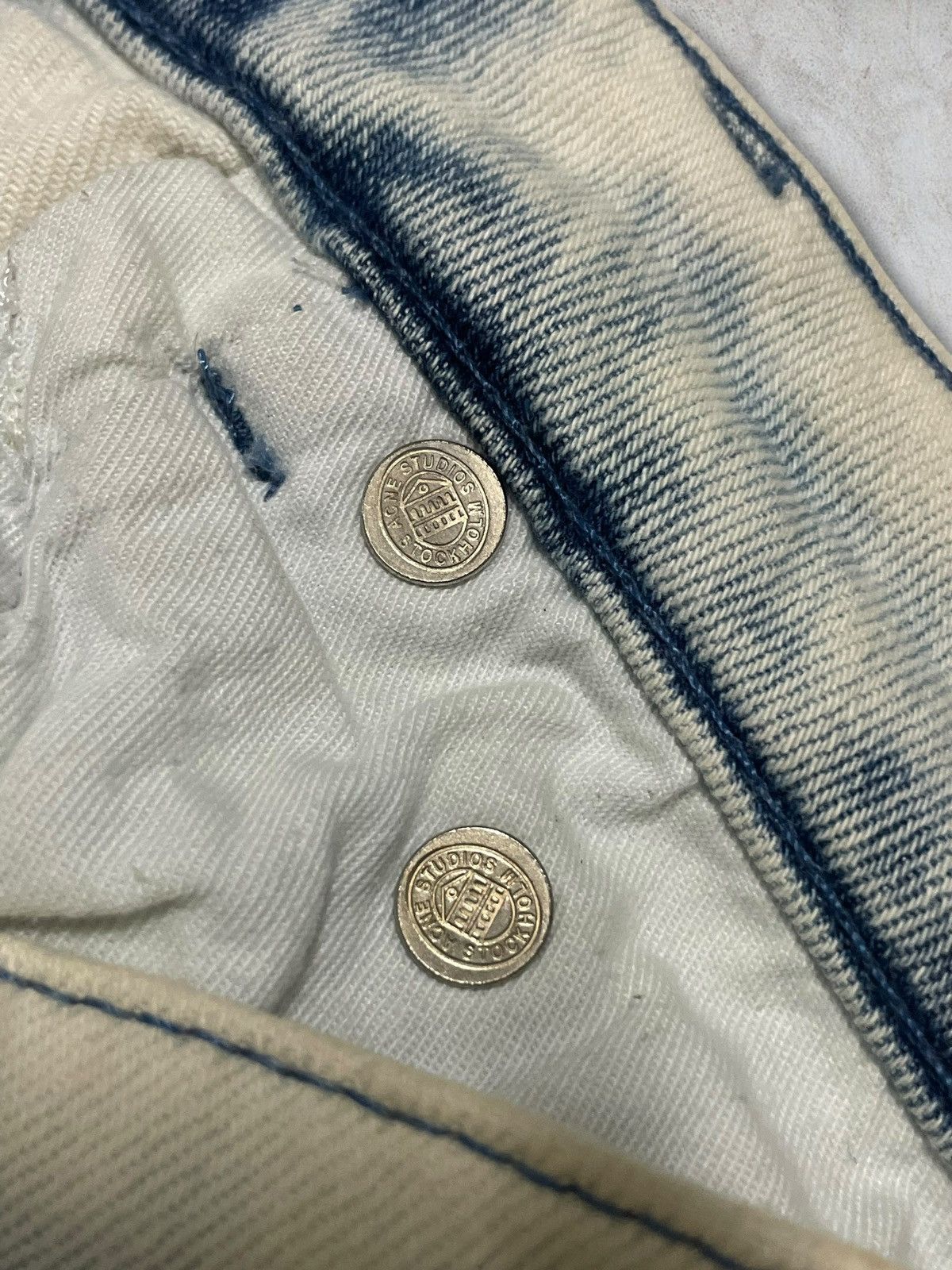 Acne Studios Acne Studios Bleached MudWash Distressed Slim Designer Jeans Size 27" / US 4 / IT 40 - 17 Thumbnail