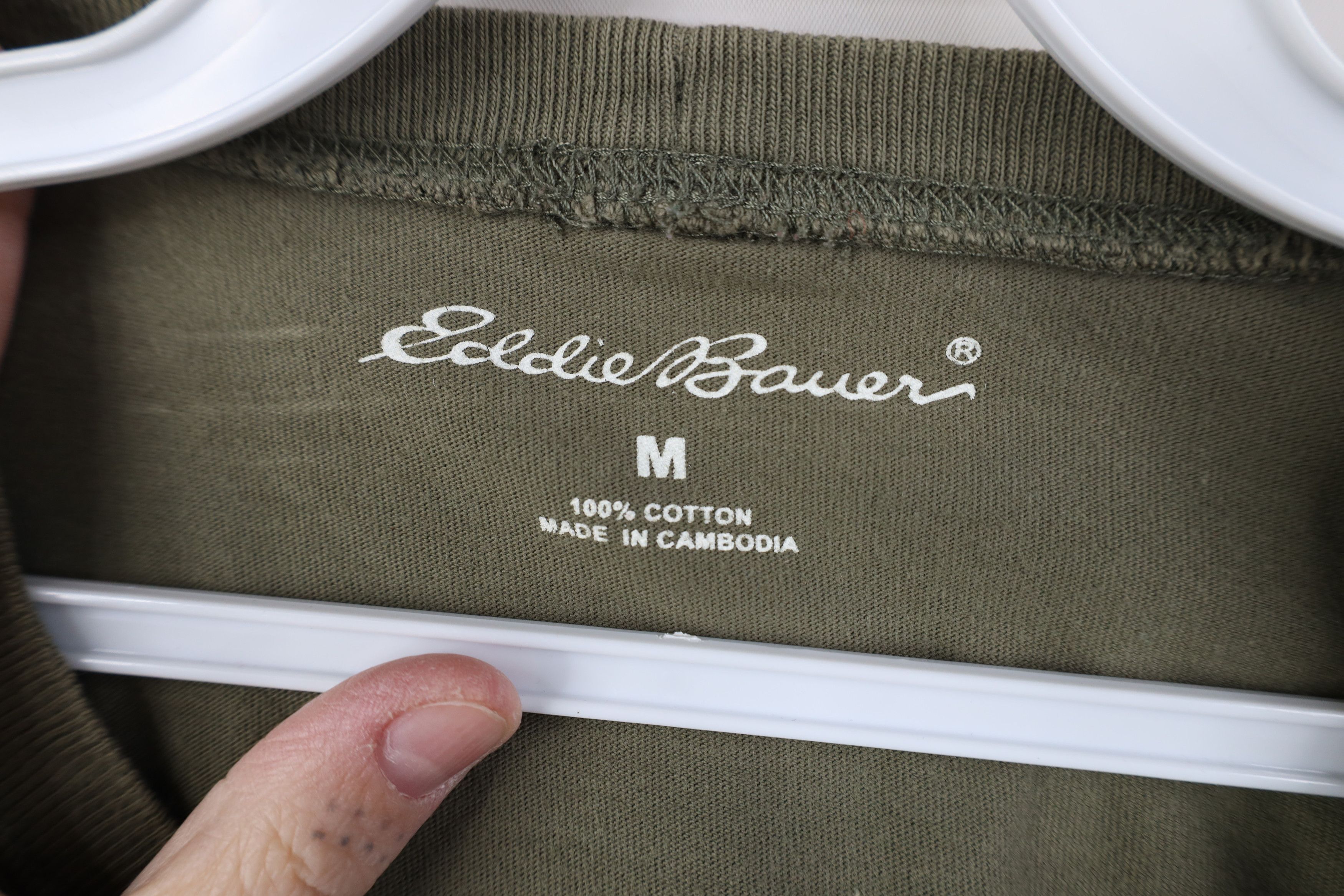 Eddie Bauer Vintage Y2K Eddie Bauer Spell Out Beach Hut Flower T-Shirt Size US M / EU 48-50 / 2 - 8 Thumbnail