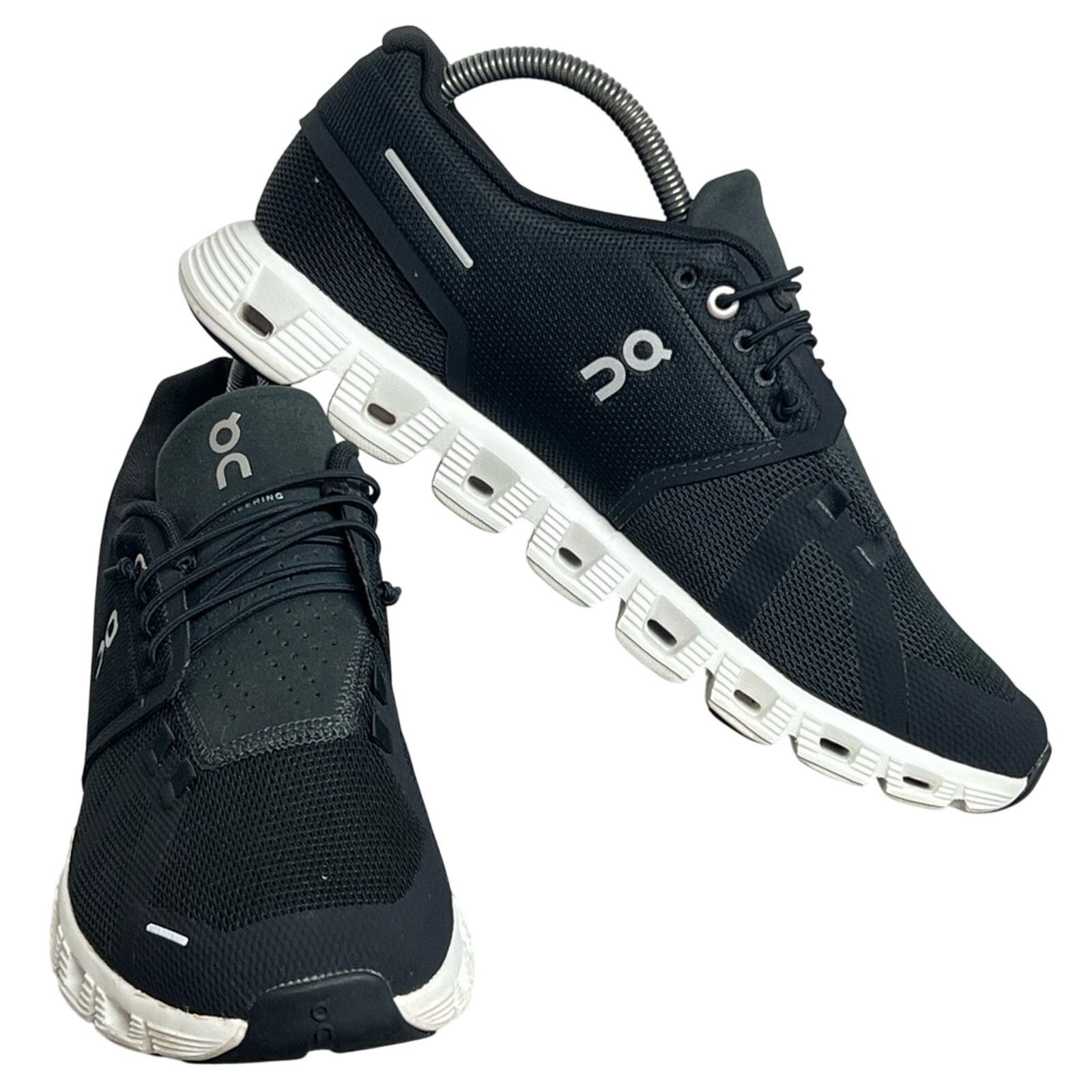 On Women's On Cloud 5 'Black/White' Sneakers - Size 9.5 CLEAN Size US 9.5 / IT 39.5 - 3 Thumbnail