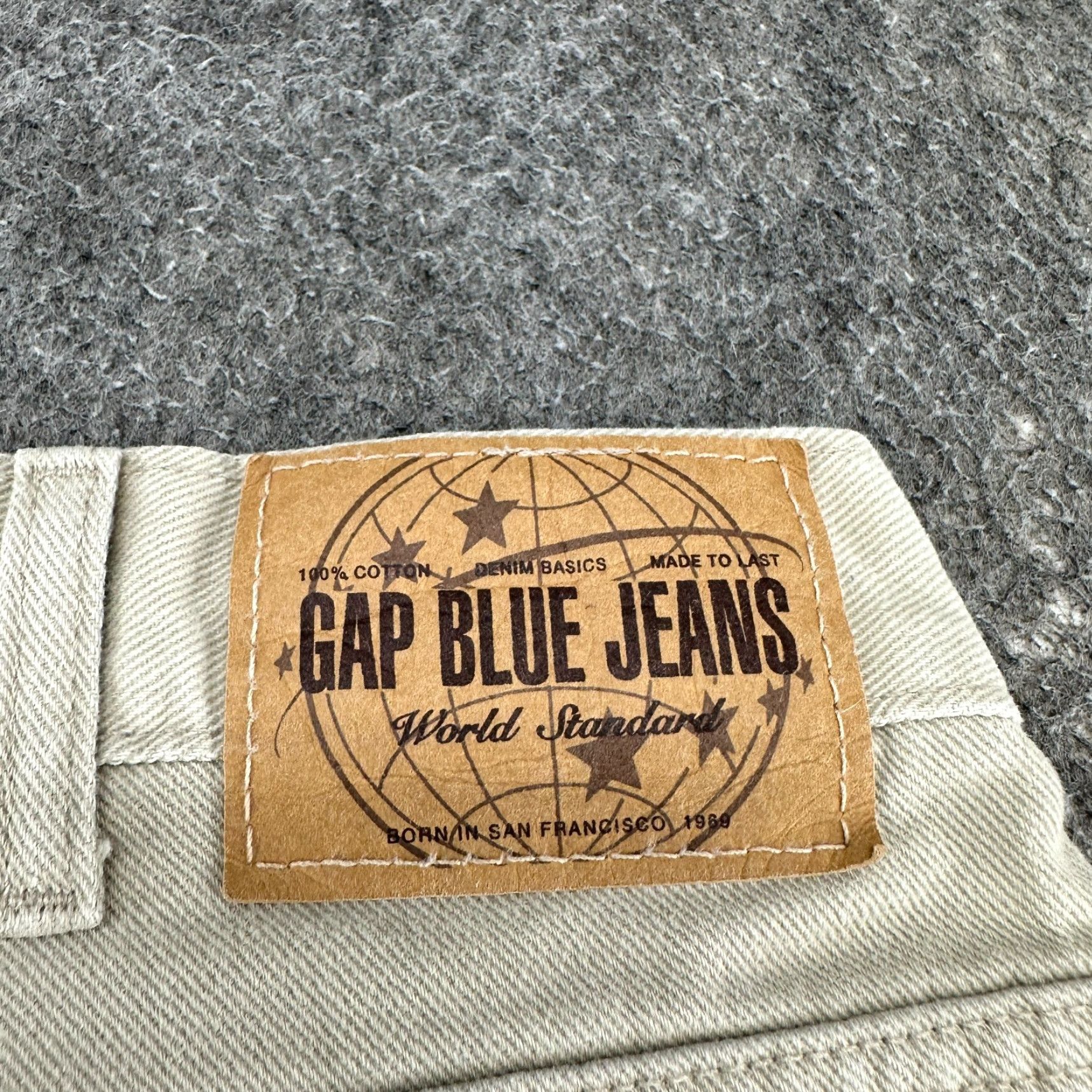 Gap VINTAGE Gap Shorts Mens 34 Beige Easy Fit Denim Jorts 5-Pocket Design Baggy 90s Mens Beige Shorts Size US 34 / EU 50 - 3 Thumbnail