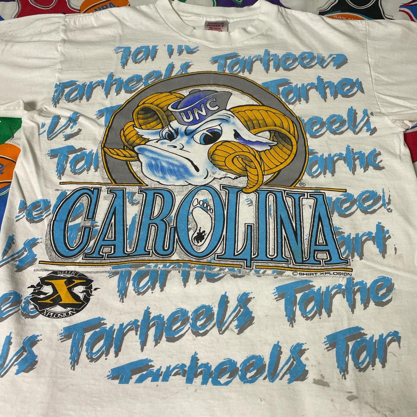 NCAA × Vintage Vintage 90s NCAA UNC Tar Heels North Carolina Basketball Tee Size US L / EU 52-54 / 3 - 3 Thumbnail