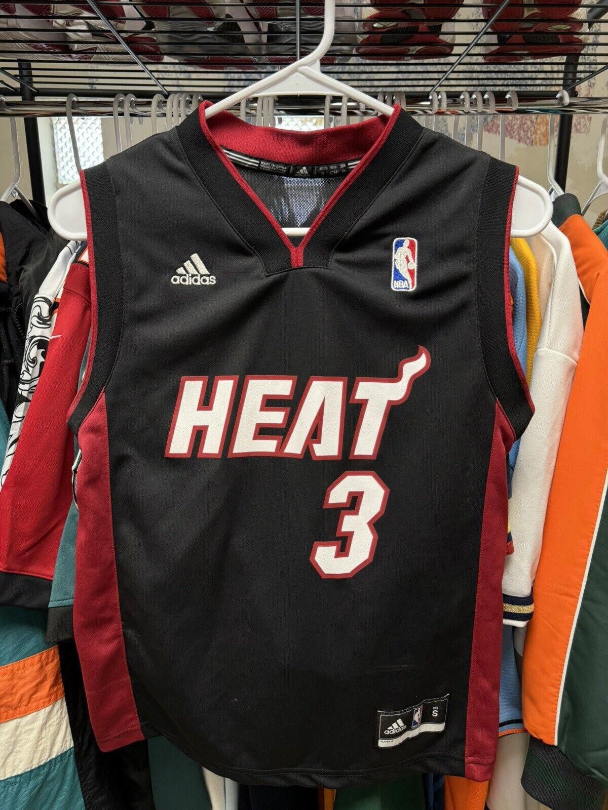 Adidas Vintage NBA Miami Heat Dwayne Wade Jersey Size US S / EU 44-46 / 1 - 2 Thumbnail