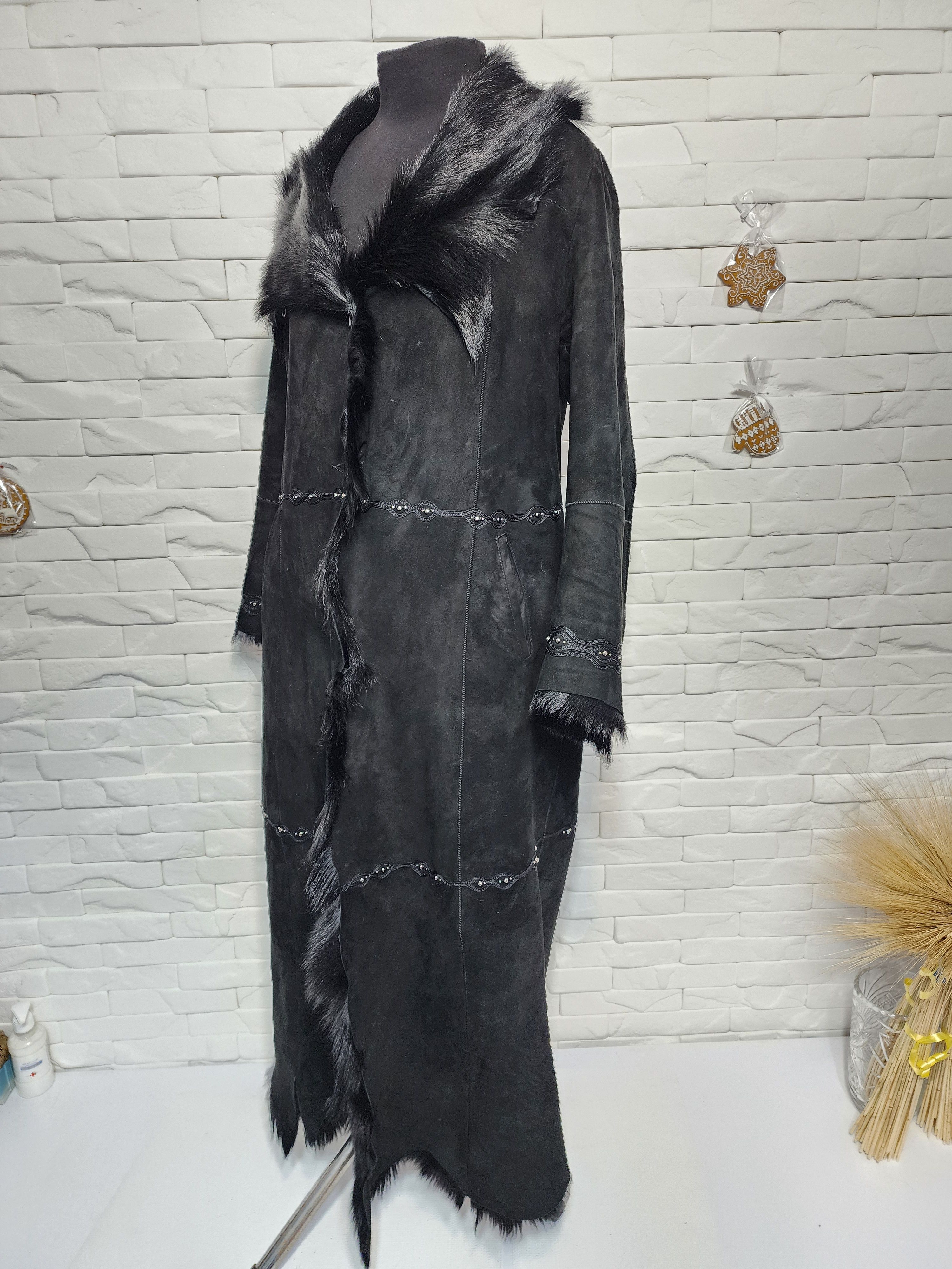 Furla Black Goat Fur Coat: Women's Fur Jacket, Button Front Size L / US 10 / IT 46 - 2 Thumbnail
