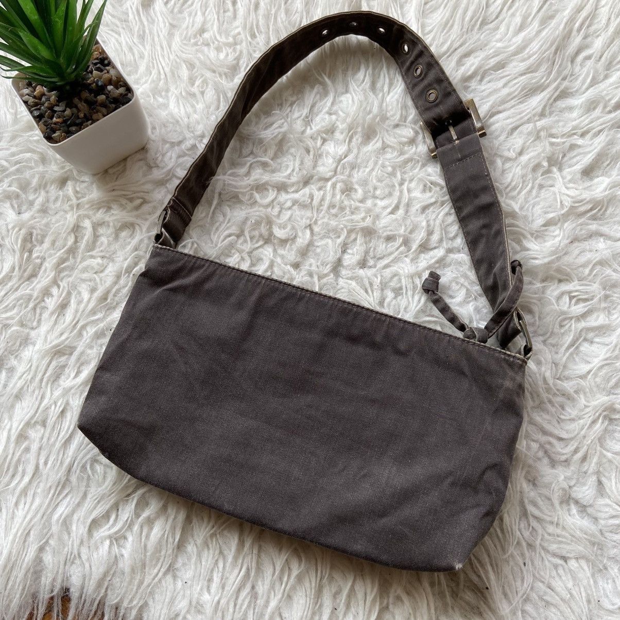 Hysteric Glamour 📌 Crazy Vintage Kickers Faux Fur Y2K Handle Bag Size ONE SIZE - 7 Thumbnail