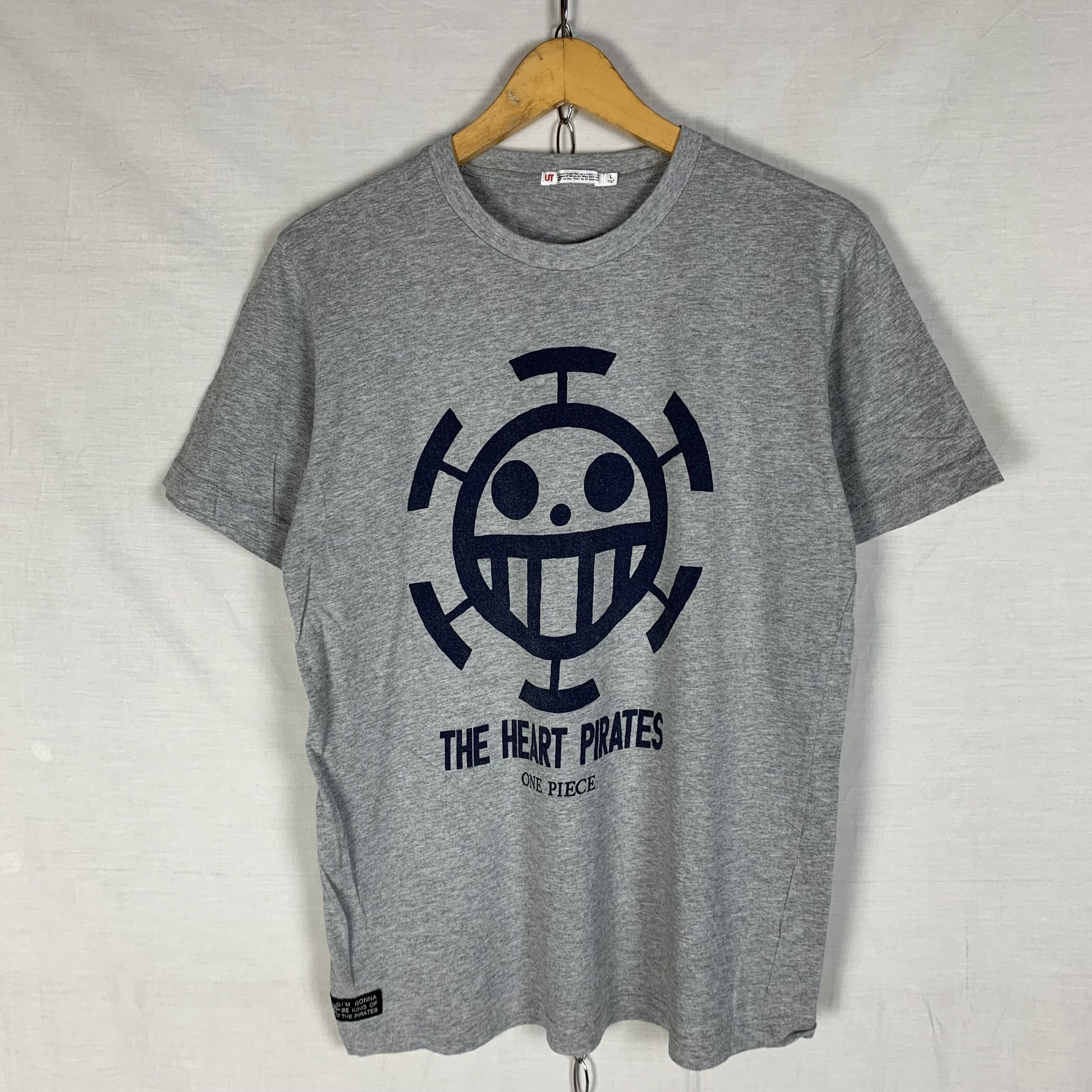 One Piece One Piece x Uniqlo Tshirt Size US S / EU 44-46 / 1 - 1 Thumbnail