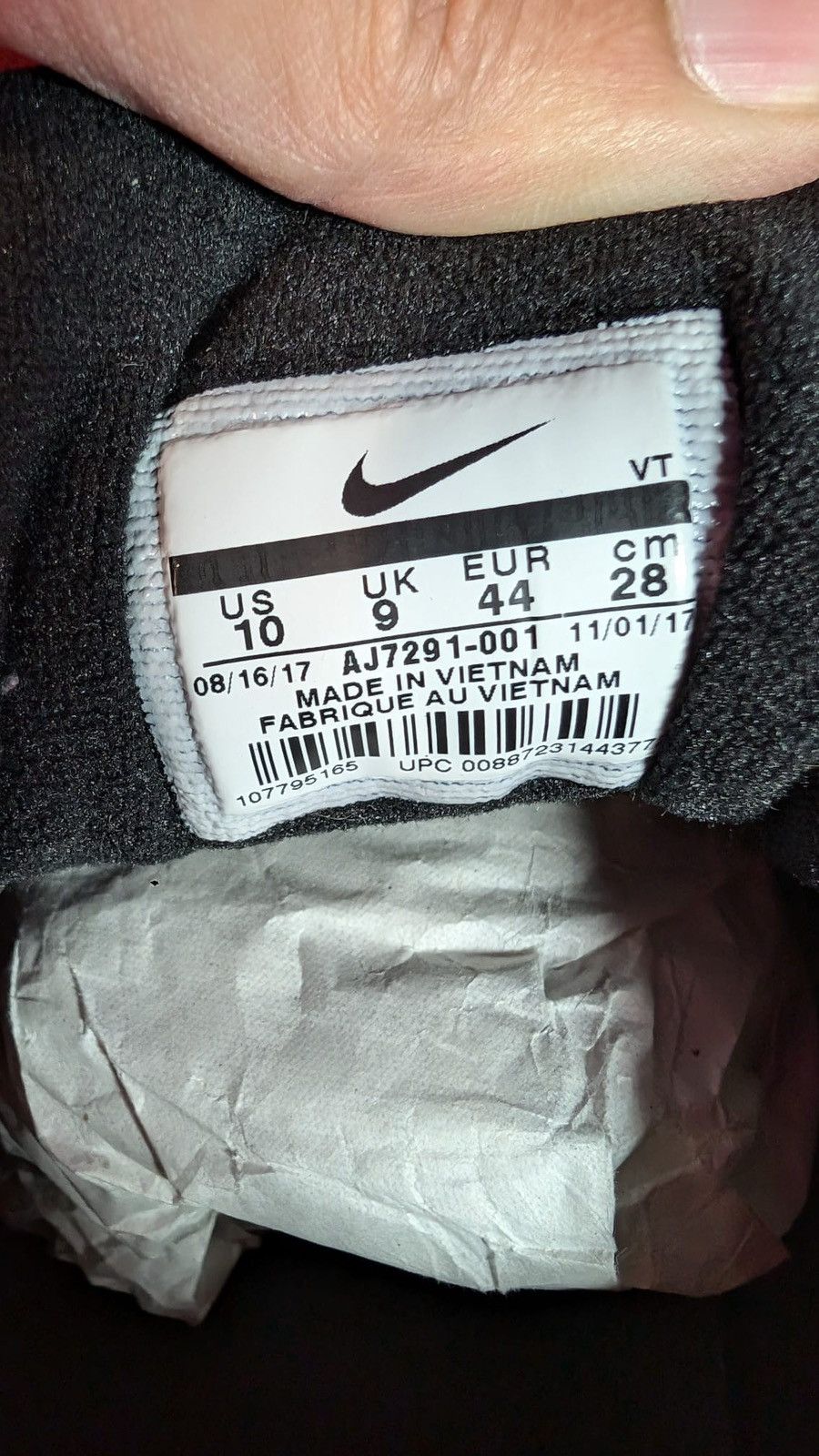 Nike Size 10 - Nike Air VaporMax 97 Neon Size US 10 / EU 43 - 7 Thumbnail