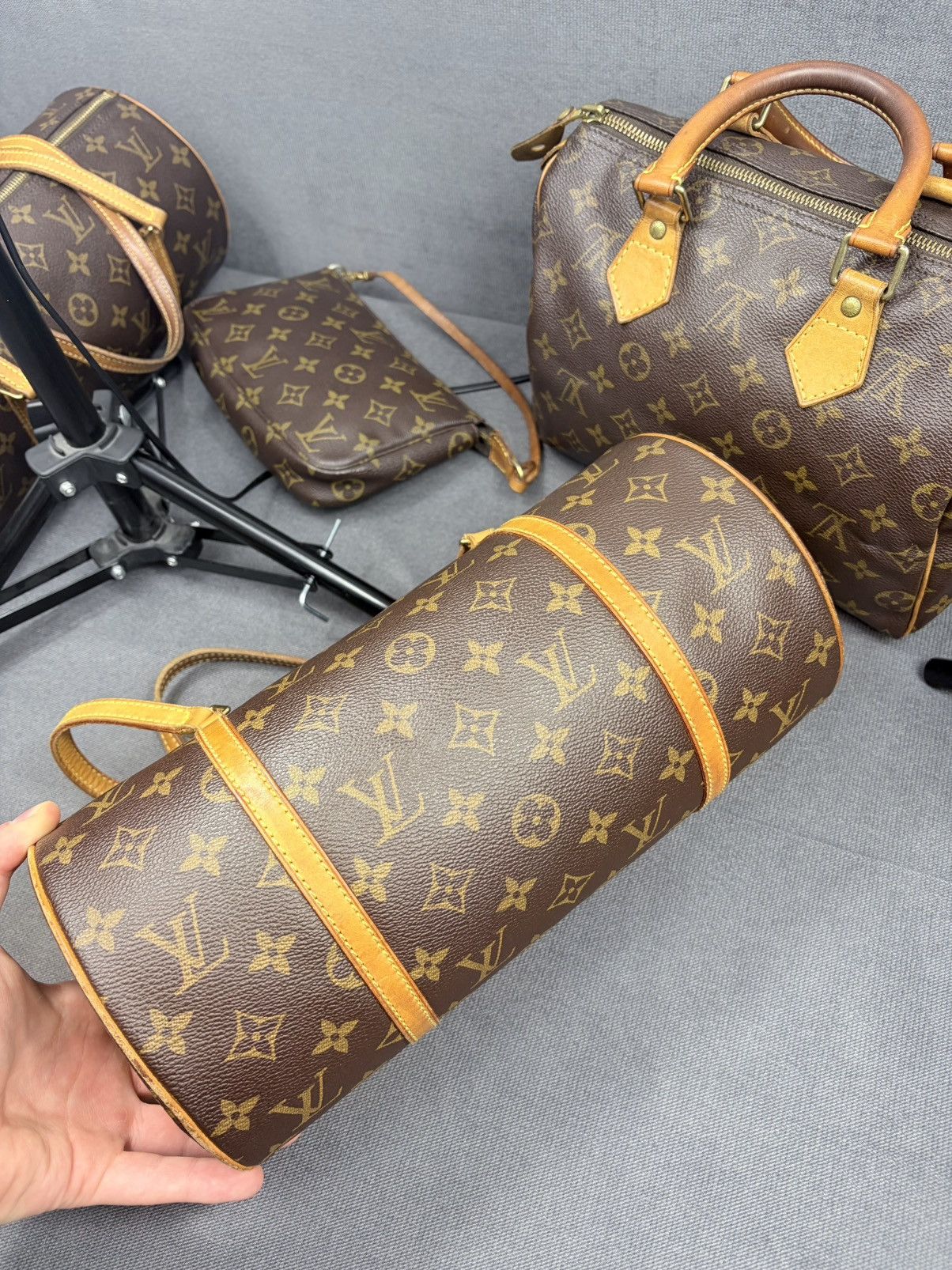 Louis Vuitton Louis Vuitton Papillon 30 Vintage Handbag Size ONE SIZE - 7 Thumbnail