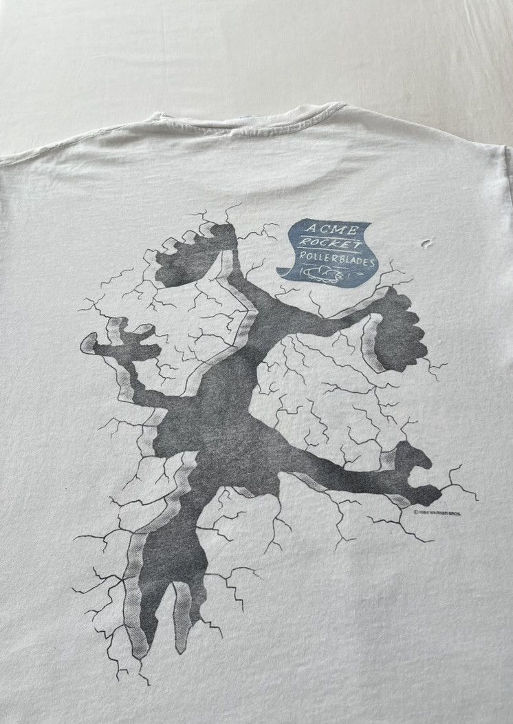 Cartoon Network Vintage 1995 Wile E. Coyote Warner Bros Thrashed T-shirt Size US L / EU 52-54 / 3 - 20 Thumbnail