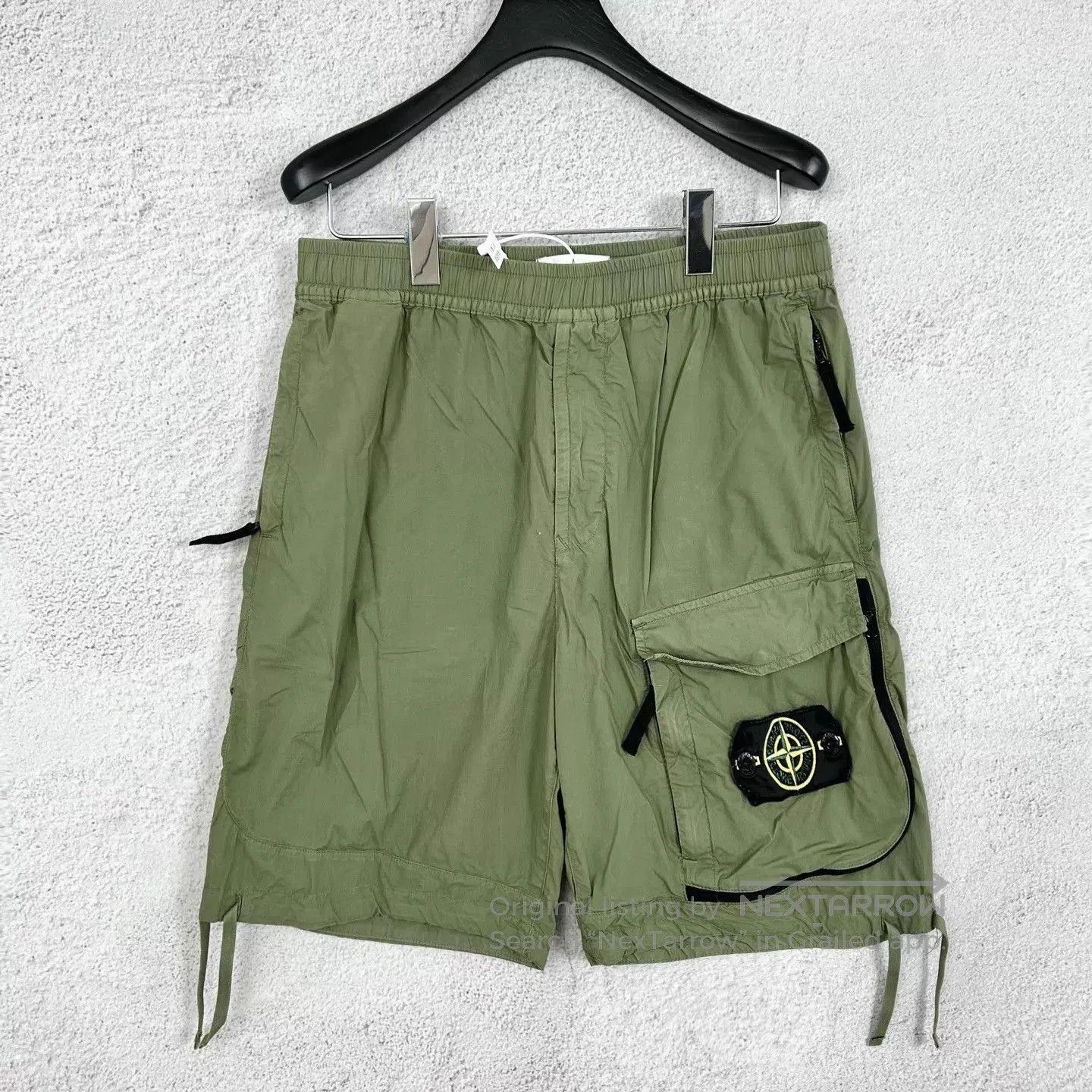Stone Island Green Cargo Shorts with Utility Pockets. Size US 32 / EU 48 - 1 Thumbnail