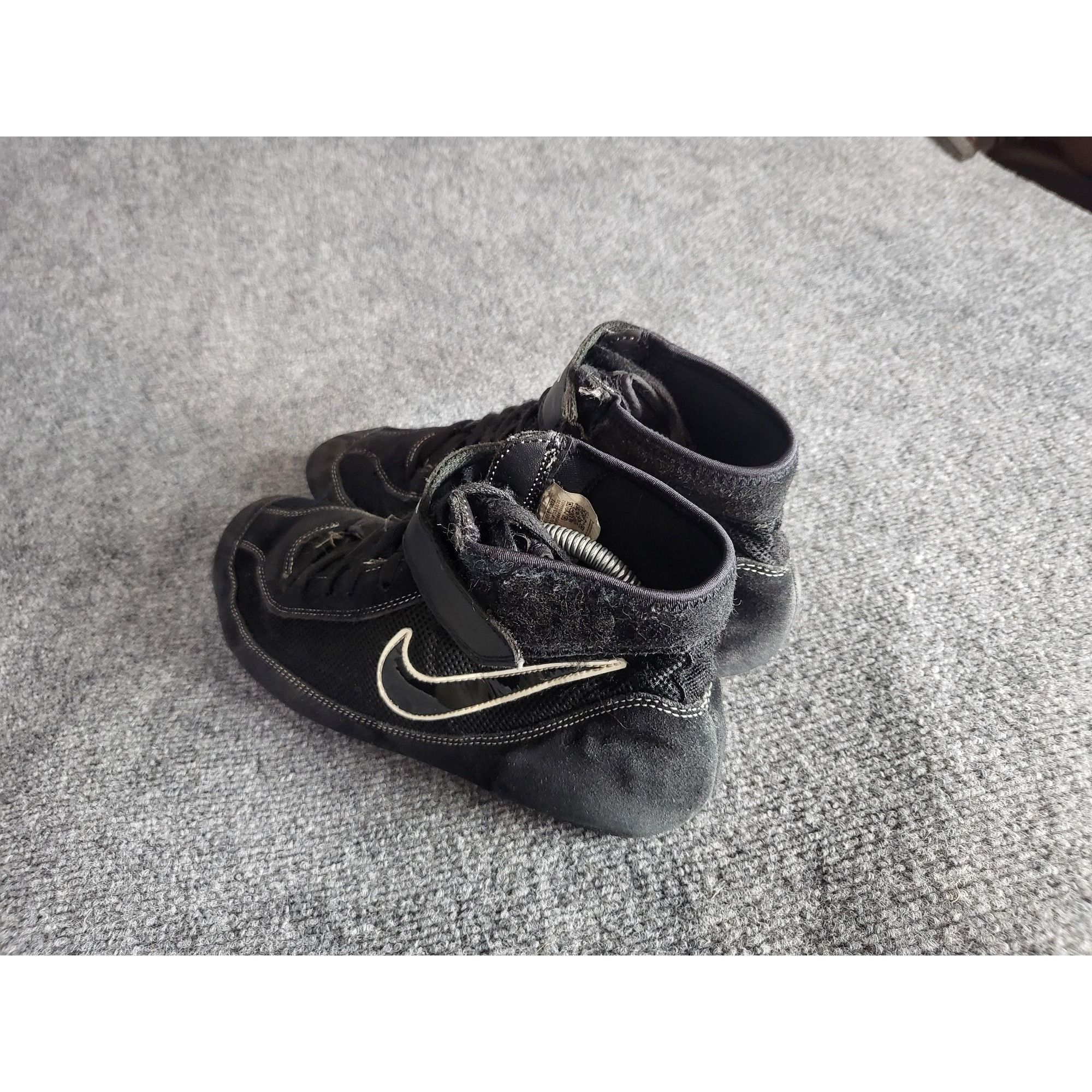 Nike Nike SpeedSweep 7 Wrestling Sneakers Men Sz 10.5 Black White Size US 10.5 / EU 43-44 - 2 Thumbnail