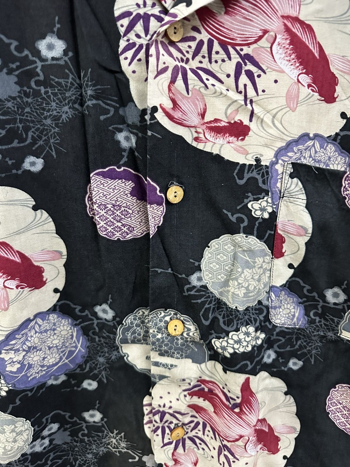 Beauty Beast × Japanese Brand Rare Beautiful North Zone Fish Koi Sukajan Design Silk Shirt Size US L / EU 52-54 / 3 - 6 Thumbnail