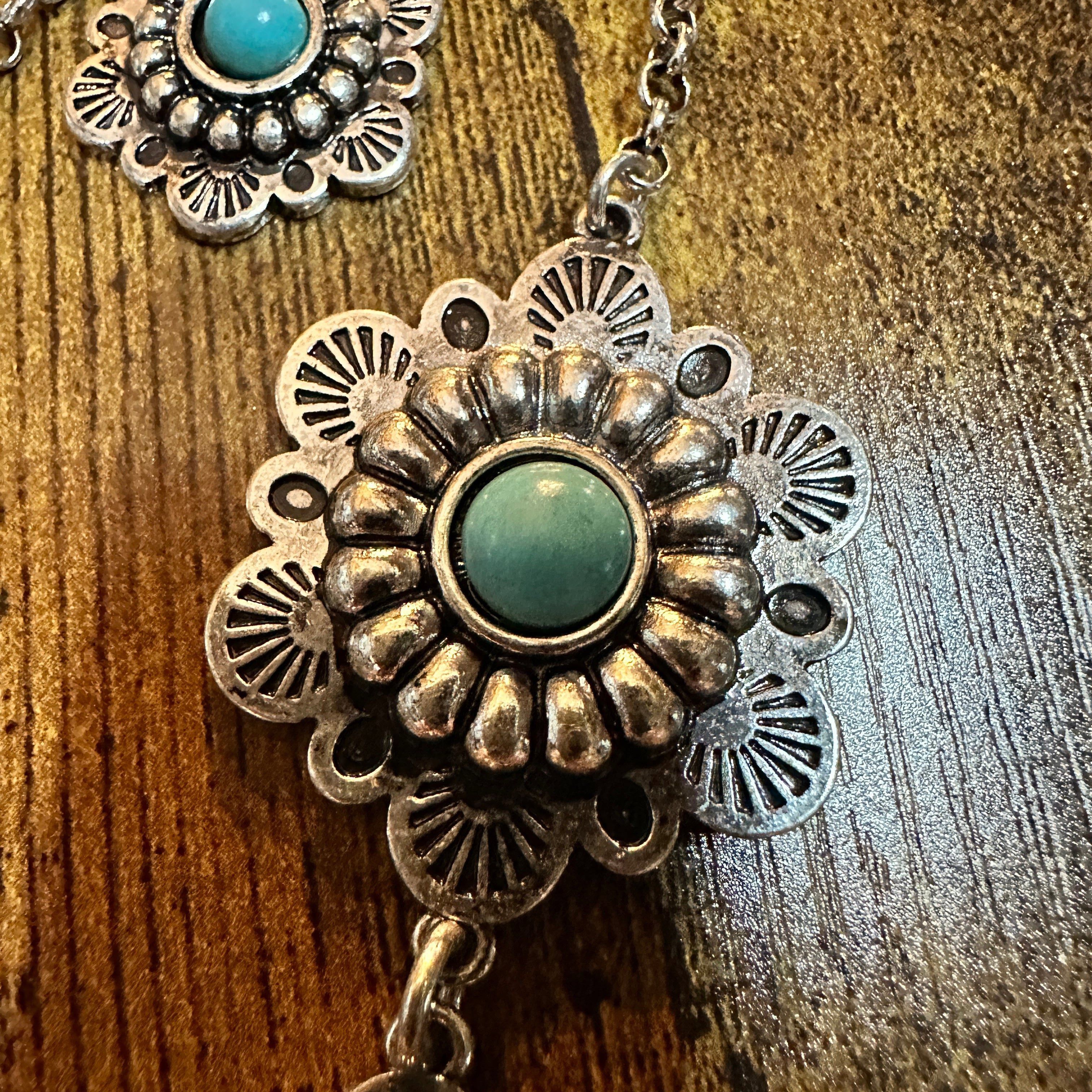 Other Boho Handmade Turquoise Floral Necklace and Earring Set Size ONE SIZE - 4 Thumbnail