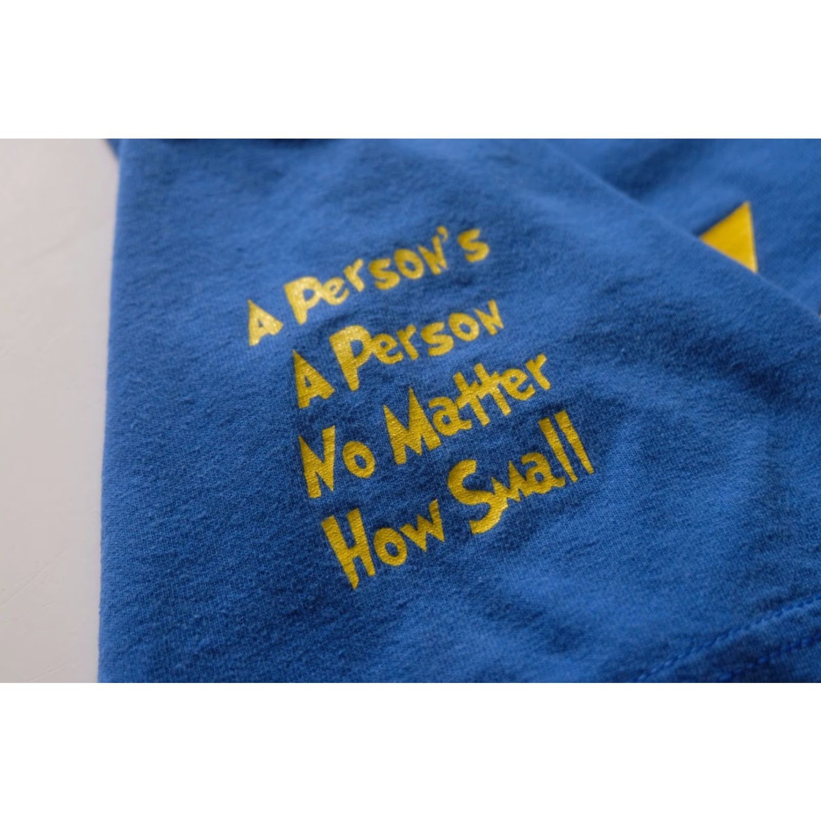 Gildan VINTAGE Gildan Ultra Cotton DR SEUSS YOPP BOOK A PERSON NO MATTER HOW SMALL BLUE T SHIRT L Mens Size US L / EU 52-54 / 3 - 4 Thumbnail