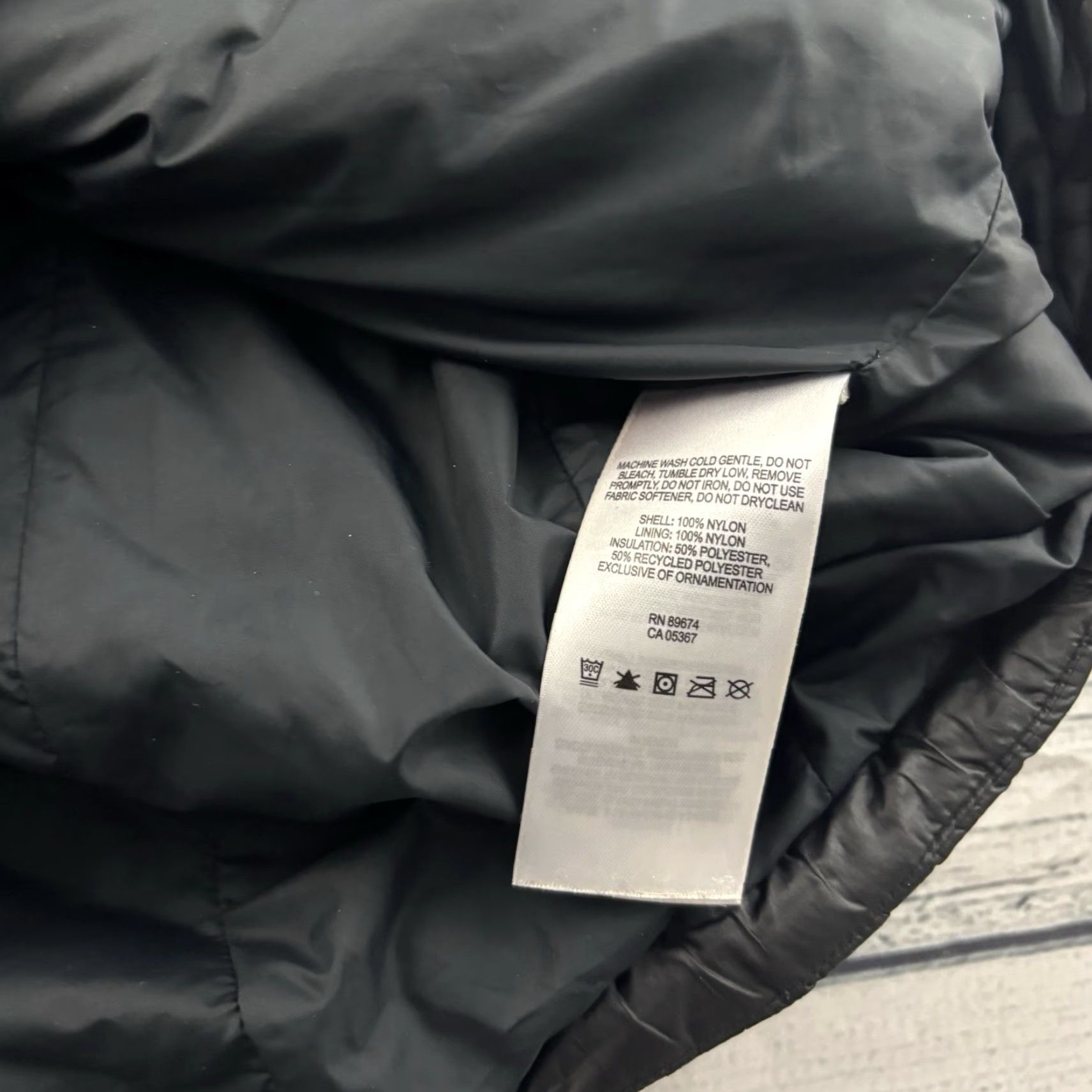 Mountain Hardwear Mountain Hardwear Thermal Q Elite Full Zip Nano Puff Jacket Men Small Black Jacket Size US S / EU 44-46 / 1 - 7 Thumbnail