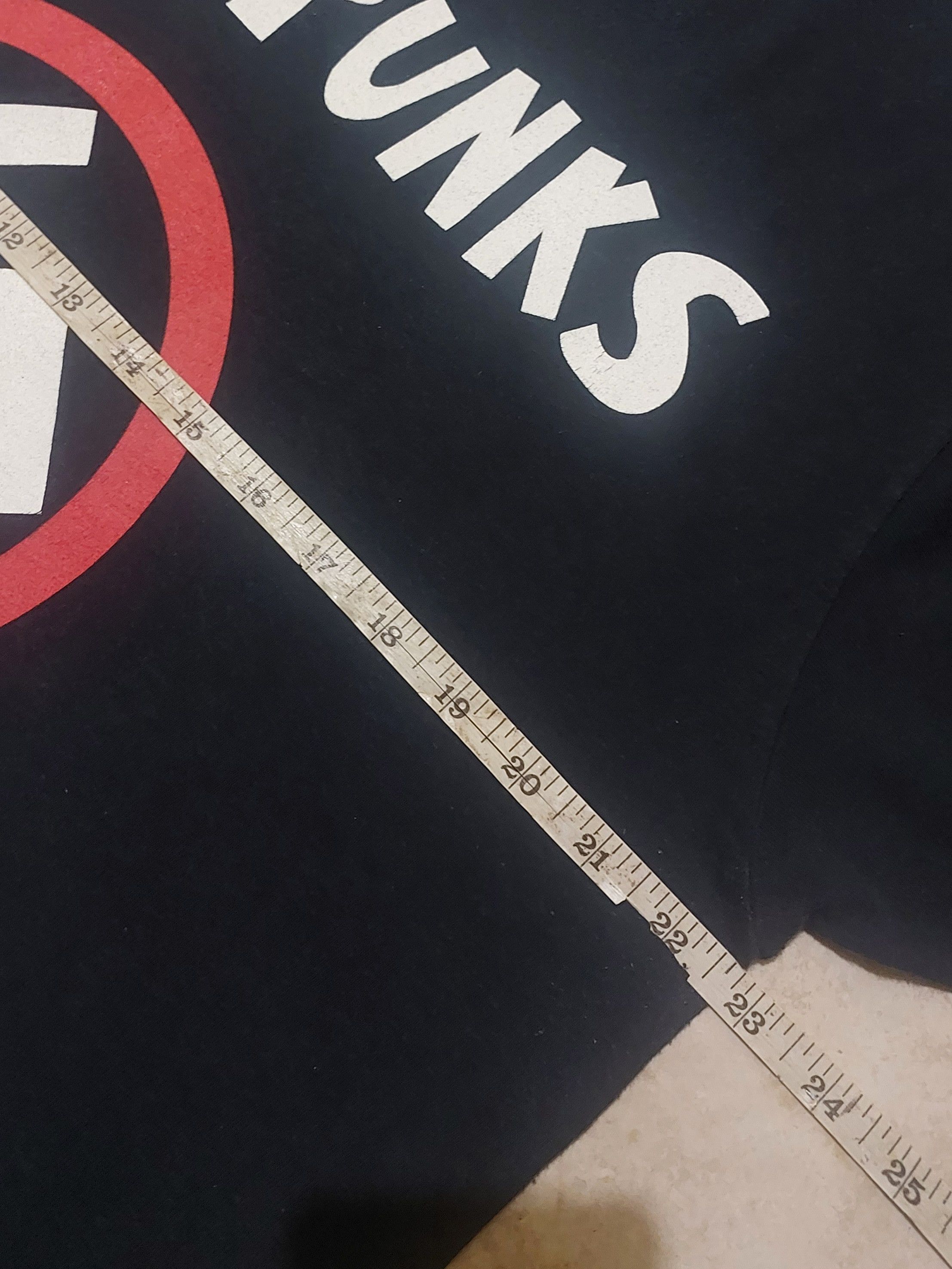 Band Tees Vintage 1997 Dead Kennedys Nazi Punks F OFF! ERASE RACISM Size US L / EU 52-54 / 3 - 8 Thumbnail