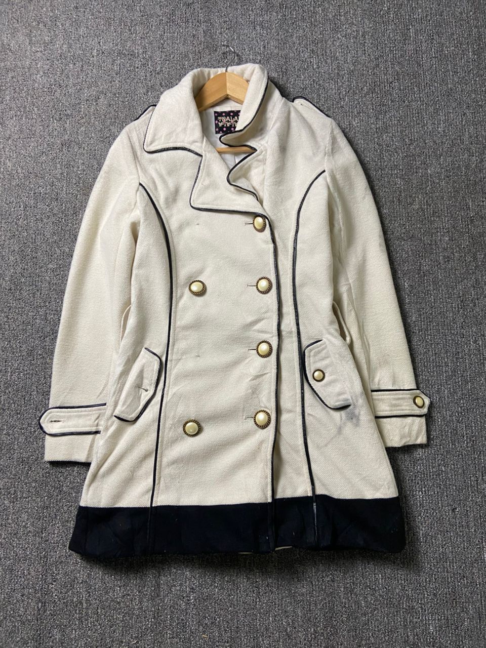 Japanese Brand Tralala Japanese Brand Double Breasted Anime Coat (185) Size M / US 6-8 / IT 42-44 - 1 Thumbnail