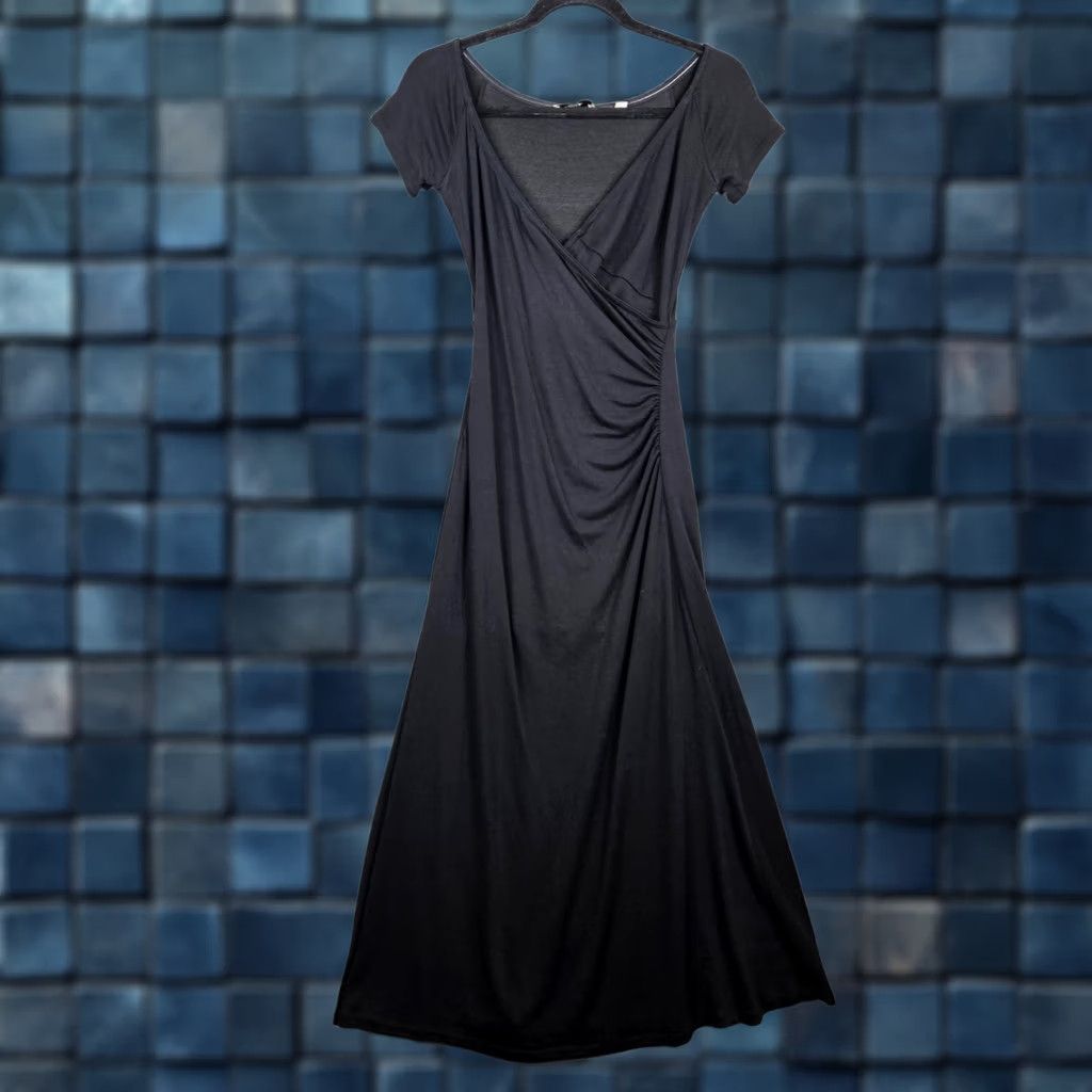 Vince Vince Dress Women's Maxi Wrap Effect Black XS Short Sleeve V-Neck Slim Solid Pattern XS Womens Size 26" / US 2 / IT 38 - 1 Thumbnail