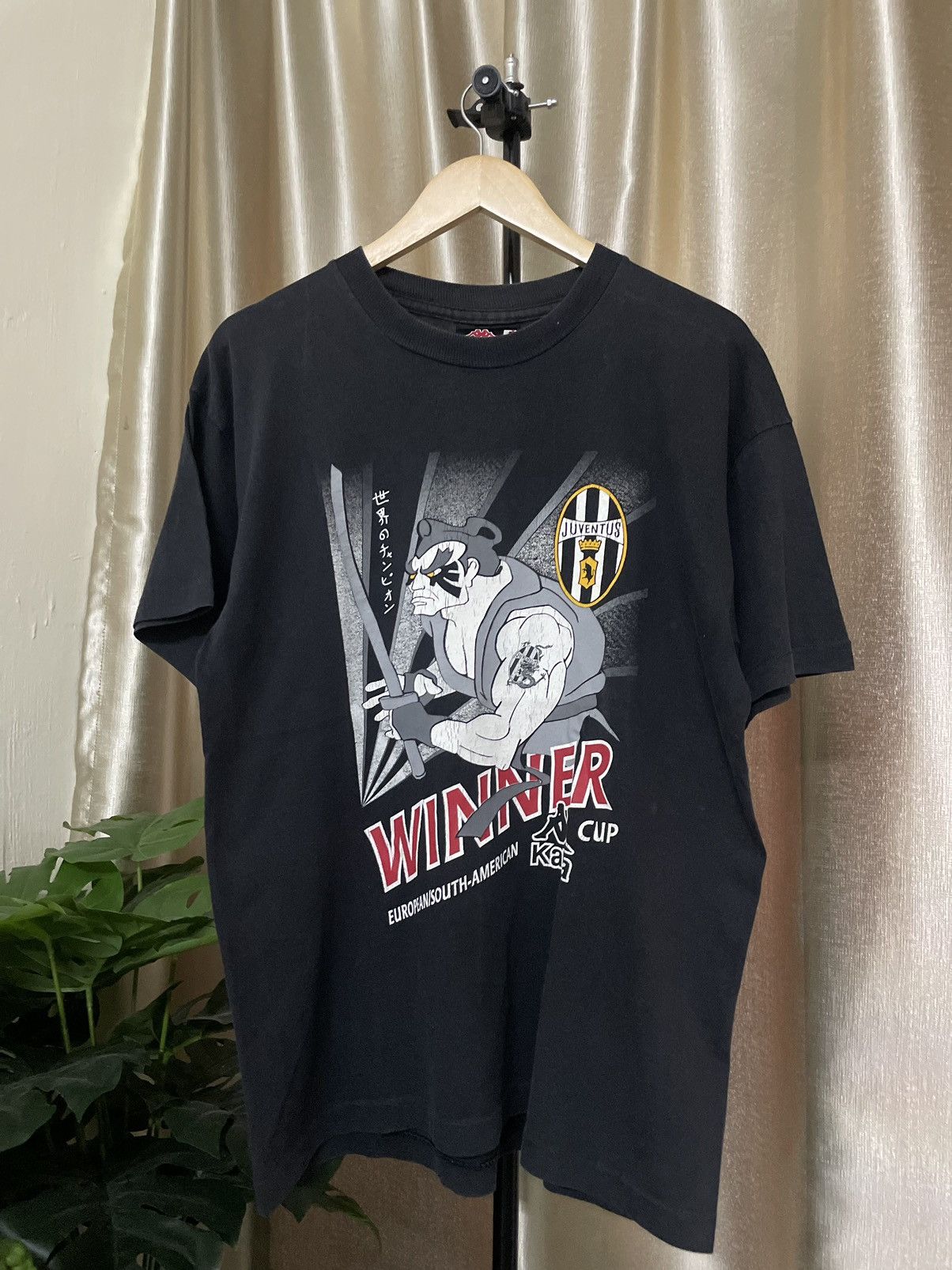 Vintage JUVENTUS 1996 TRAINING FOOTBALL INTERNATIONAL CUP TOKYO TEE Size US XL / EU 56 / 4 - 1 Thumbnail