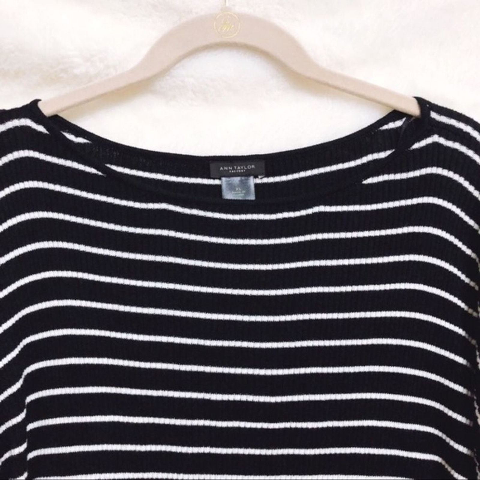 Ann Taylor Ann Taylor Black & White Striped Wide Sleeve Top Size M / US 6-8 / IT 42-44 - 2 Thumbnail