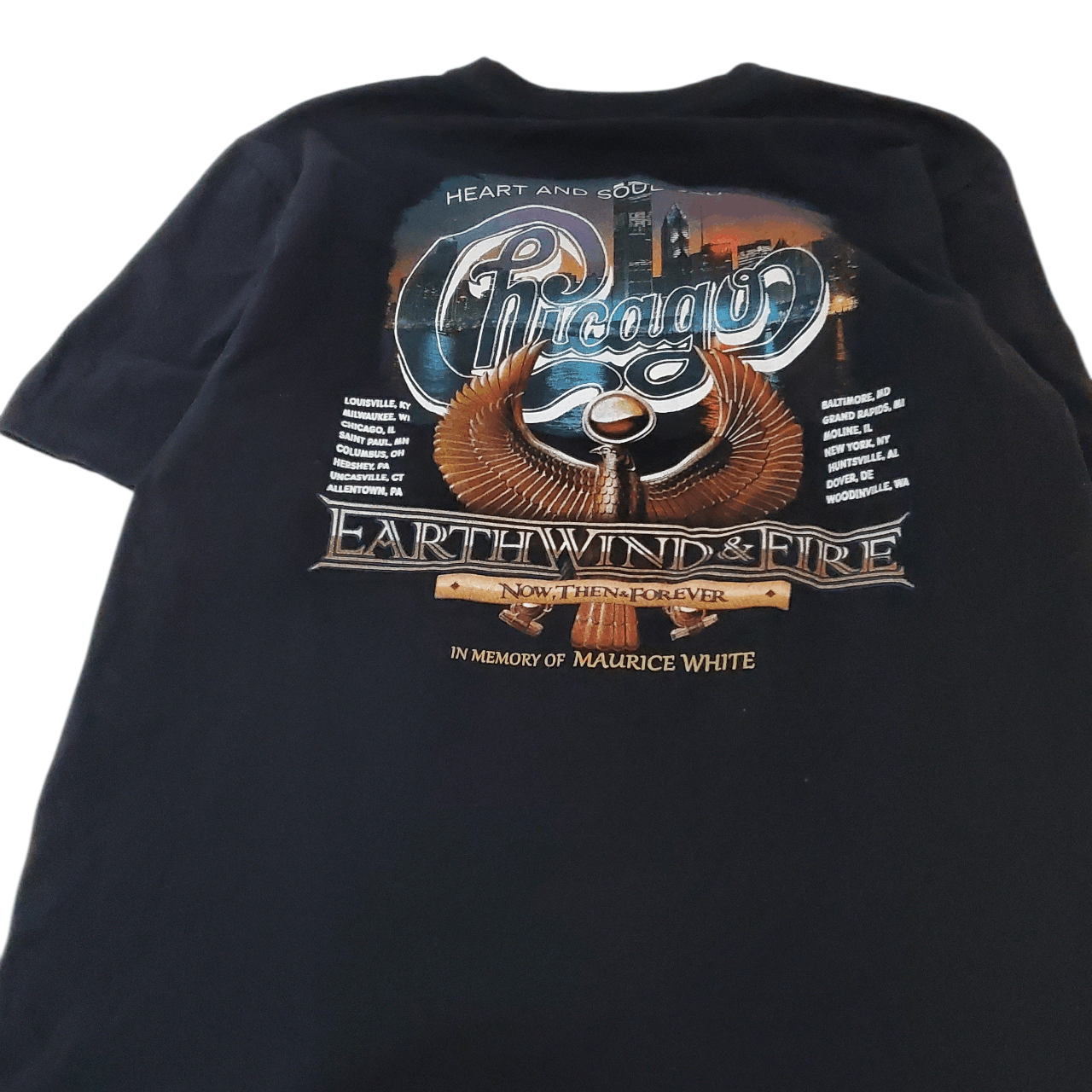 Band Tees Chicago X Earth Wind & Fire Tour T-shirt Size US L / EU 52-54 / 3 - 4 Thumbnail