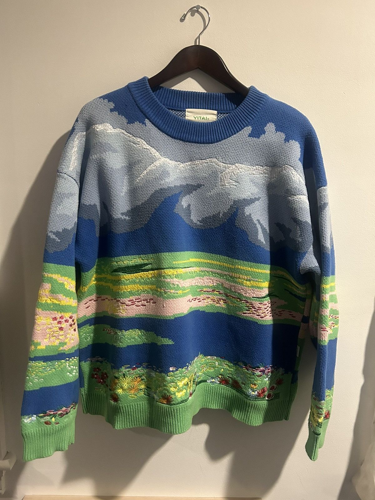 Yitai Secret Garden Embroidery Sweater