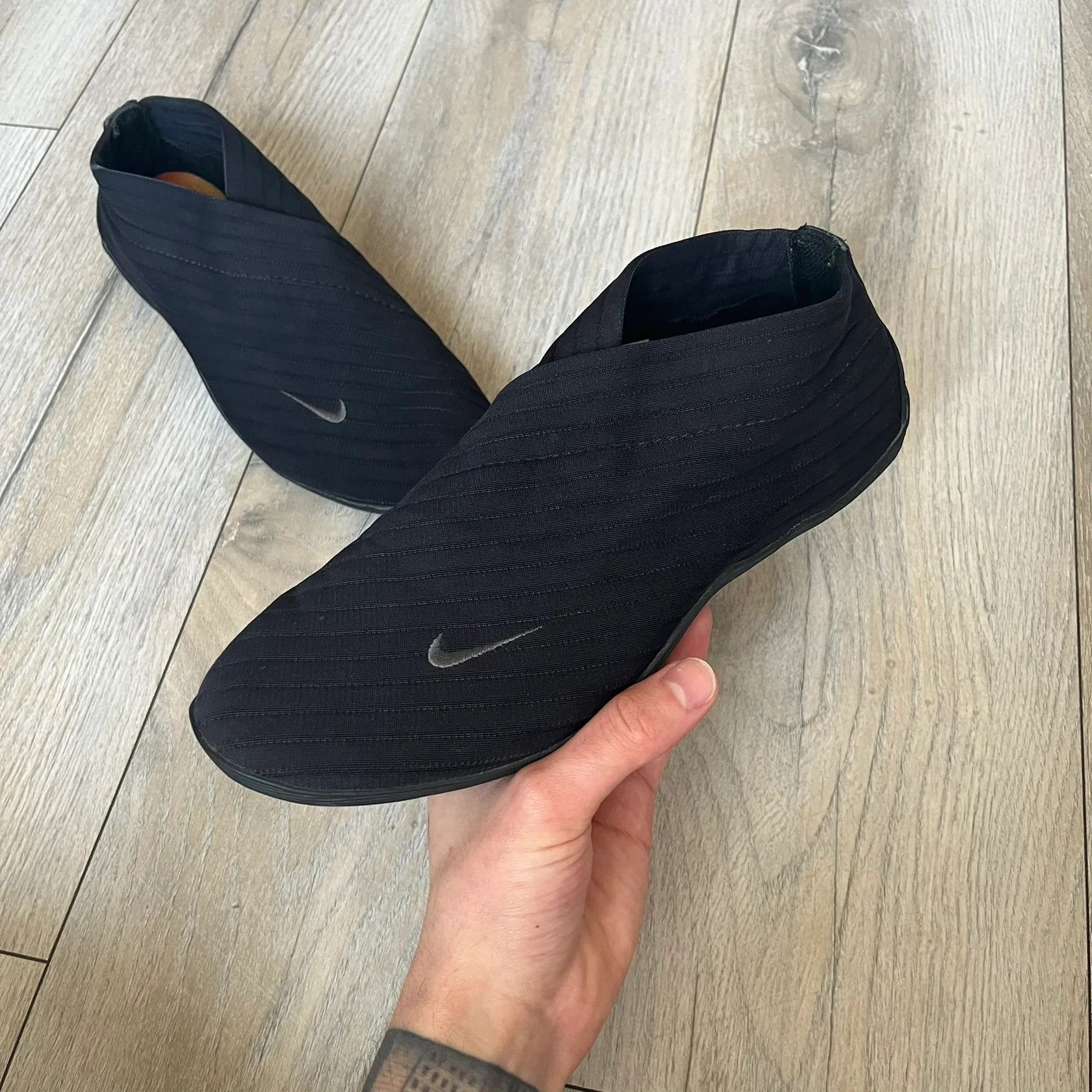Nike Nike Kyoto 2002 Slip On Black Shoes Size US 9.5 / EU 42-43 - 1 Thumbnail