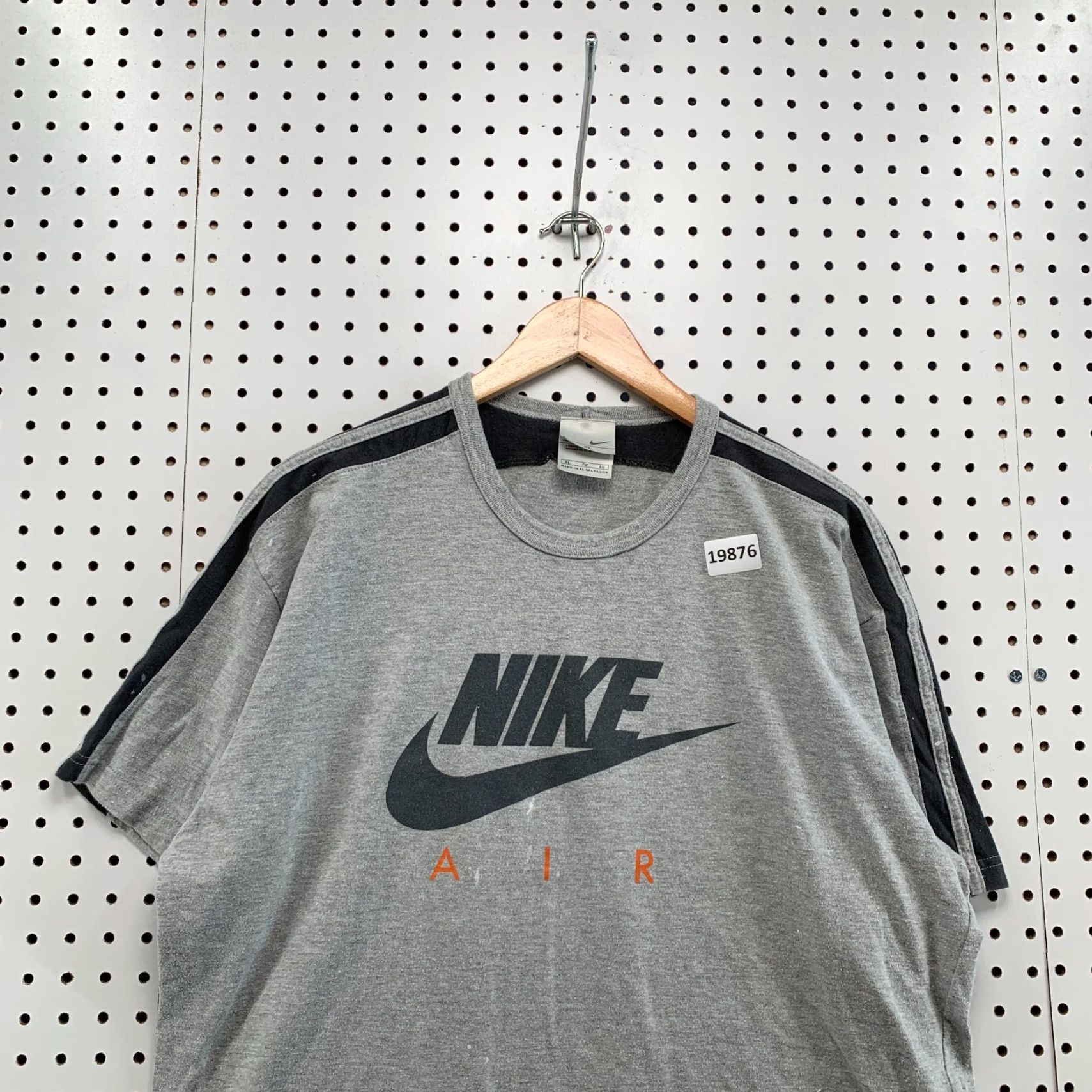 Nike VINTAGE Nike Shirt Gray Adult XL 23x28.5 Swoosh Check Short Sleeve Crew Neck 90s Decade Mens Size US XL / EU 56 / 4 - 2 Thumbnail