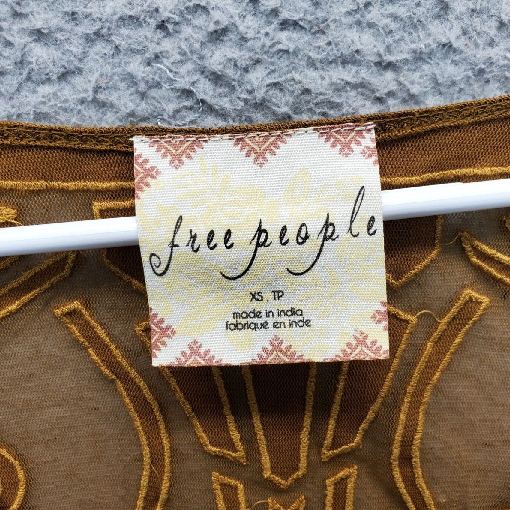 Free People Free People Thermal Top Womens XS Brown High Low Slit Deep V Neck Lace Back Shirt Womens XS Brown Slit Back 90s Outdoor Casual Mens? Size XS / US 0-2 / IT 36-38 - 4 Thumbnail