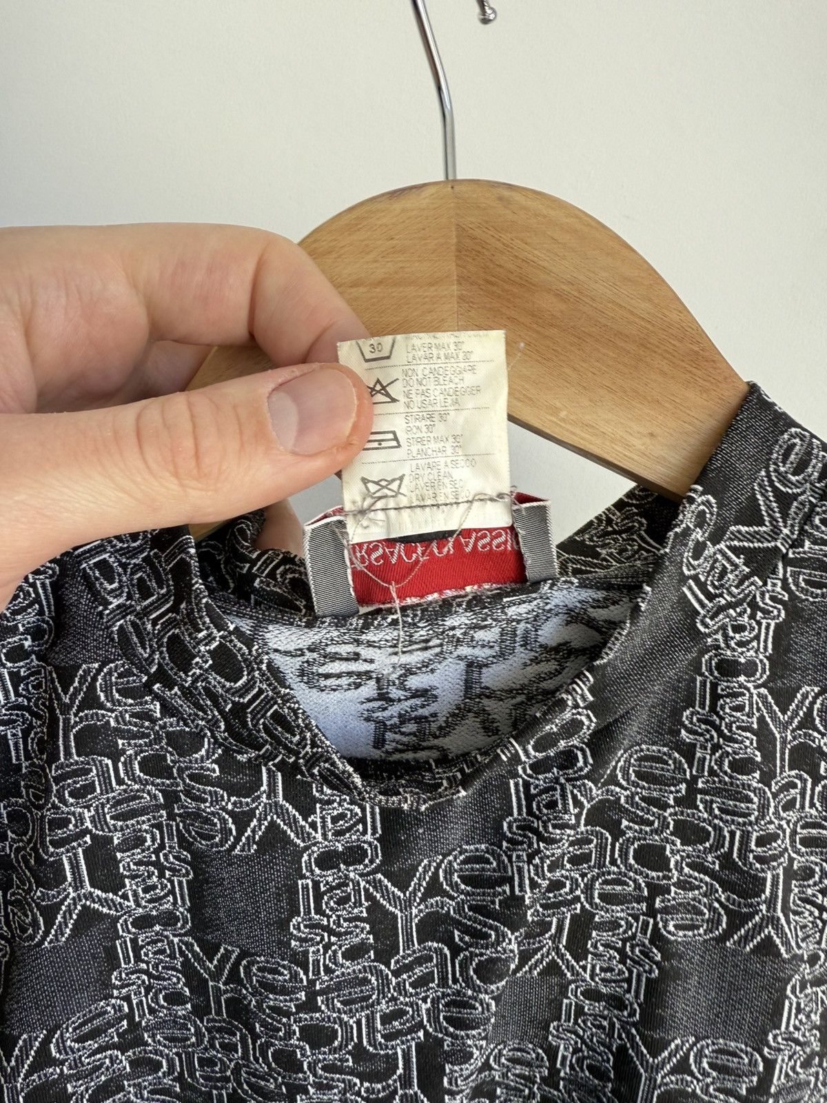 Versace × Vintage Rare Versace Classic Vintage Monogram T-Shirt Size US M / EU 48-50 / 2 - 8 Thumbnail