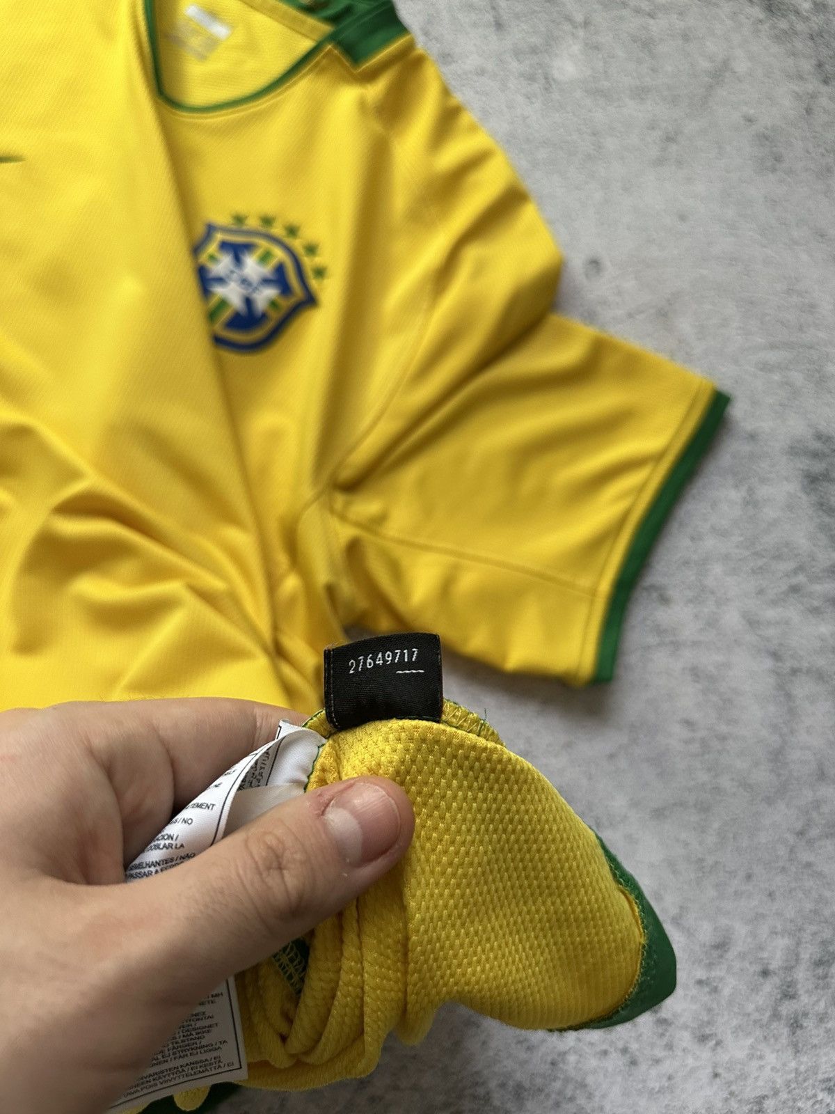 Nike Vintage Nike CBF Mertenz Jersey Brazil Size US XL / EU 56 / 4 - 13 Thumbnail