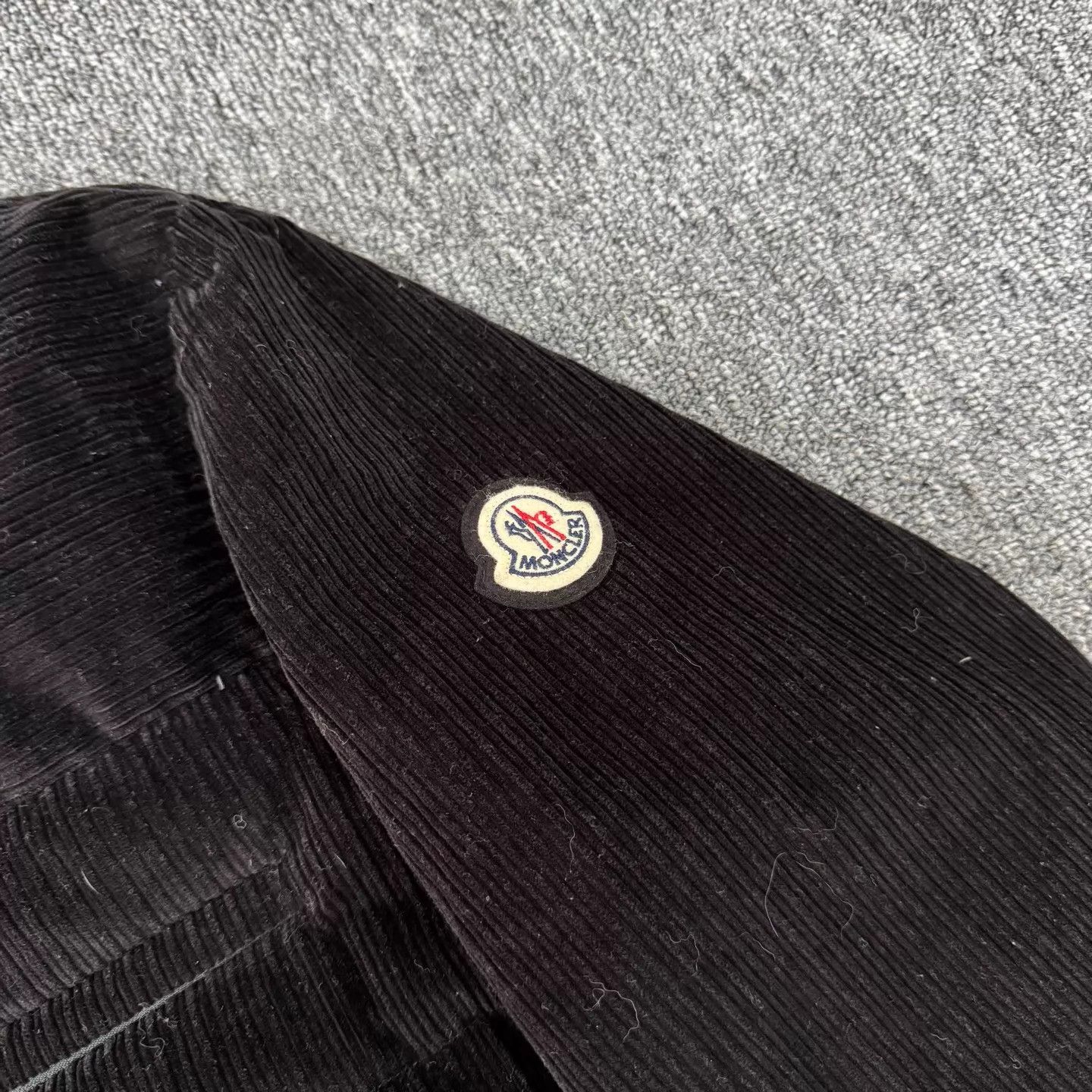 Moncler Moncler Silali Corduroy Paneled Down Jacket Size 3 99 New Size US M / EU 48-50 / 2 - 4 Thumbnail