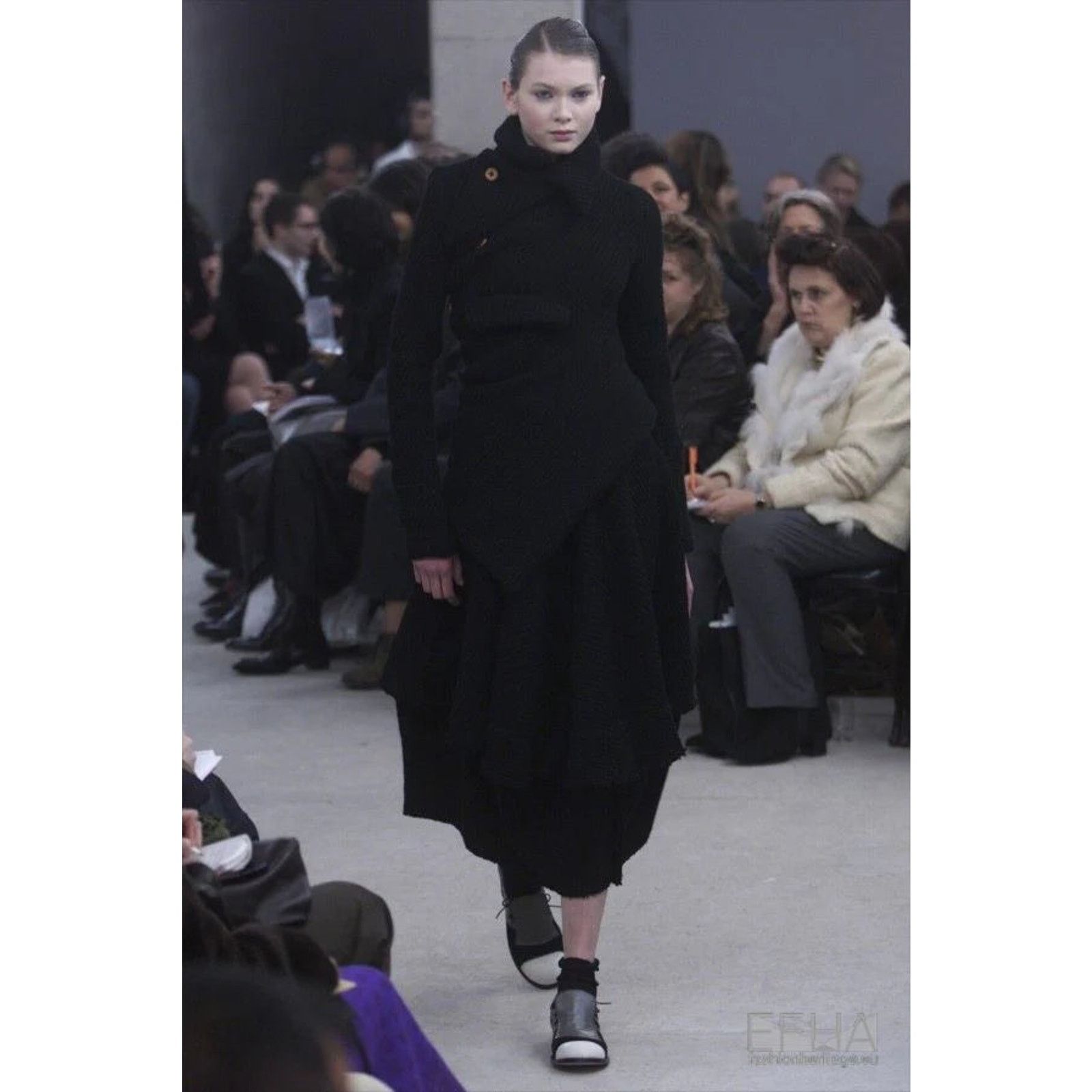Comme des Garcons A/W2002 Comme des Garçons twisted asymmetrical runway jacket Size US M / EU 48-50 / 2 - 2 Thumbnail