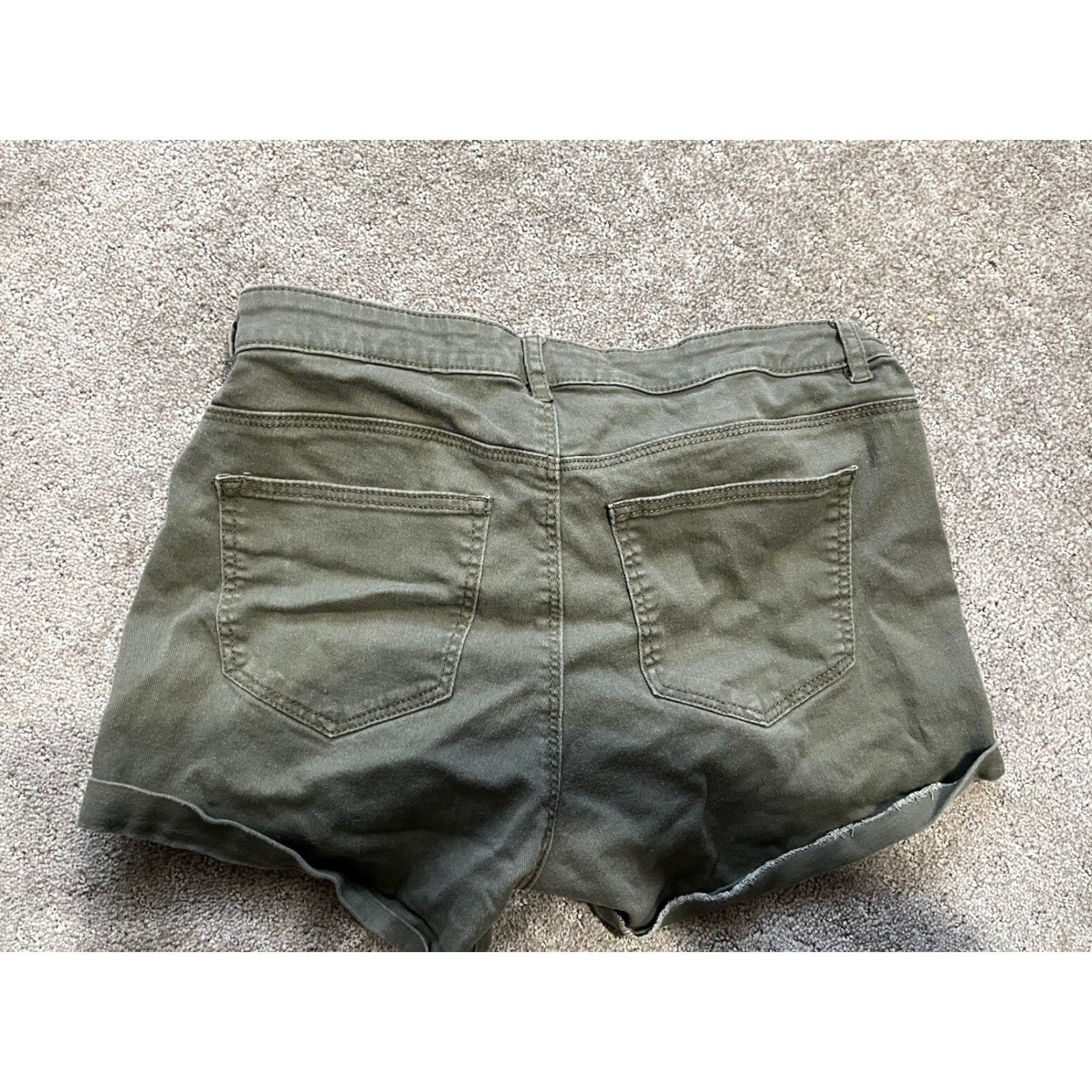 H&M VINTAGE H&M Mid Waisted Green Denim Shorts Size 8 Great Condition Cuff Size 30" / US 8 / IT 44 - 2 Thumbnail
