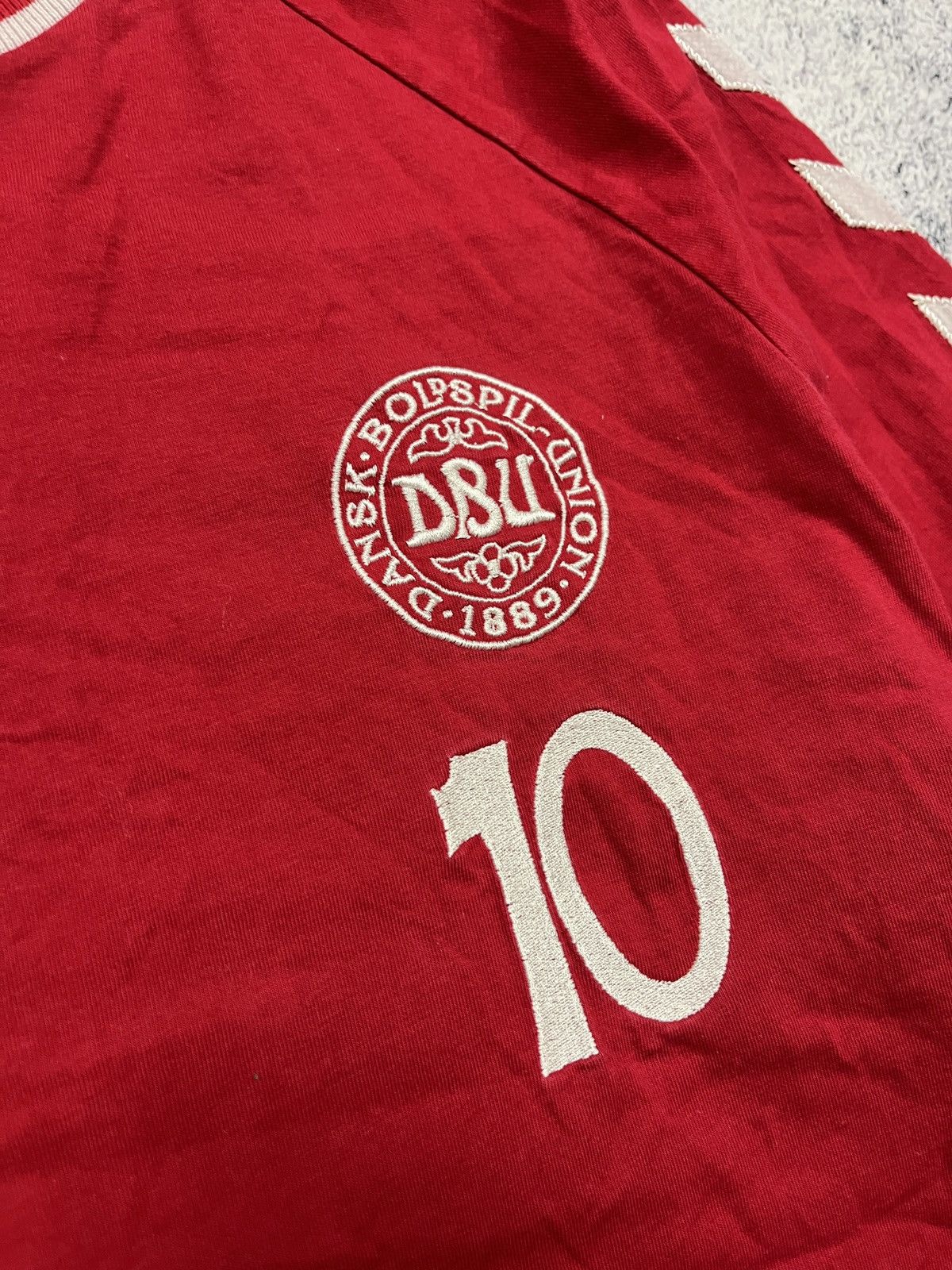 Adidas Denmark Hummel #10 Eriksen Training Longsleeve Jersey Shirt Size US M / EU 48-50 / 2 - 6 Thumbnail