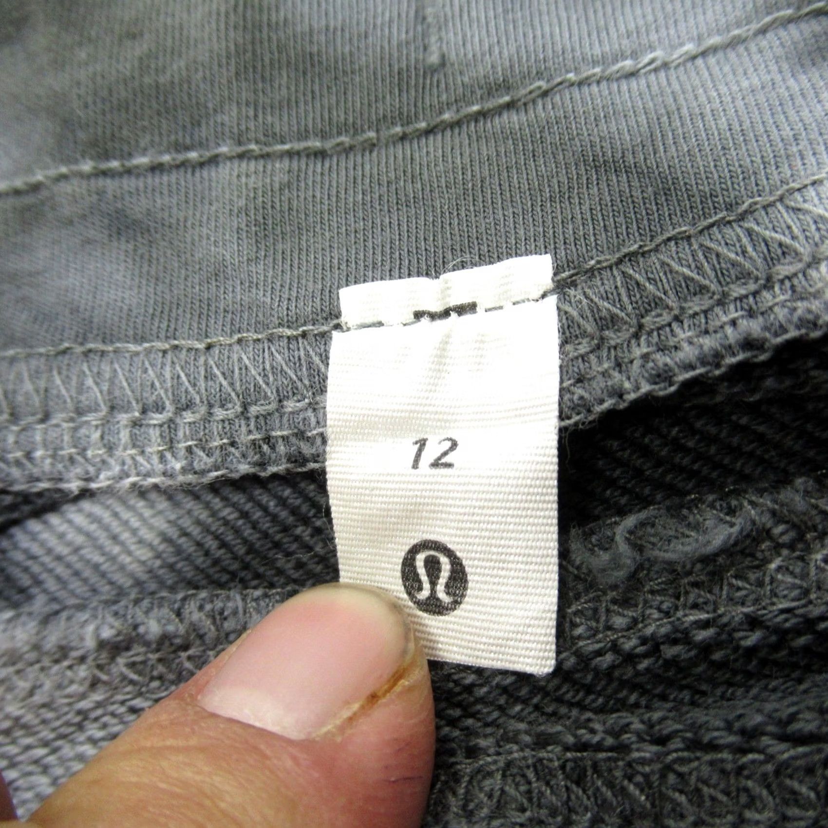 Lululemon Lululemon Pants Womens 12 Gray White Tie Dye Drawstring Waist Down Jogger 33x27 Size 34" / US 12 / IT 48 - 4 Thumbnail
