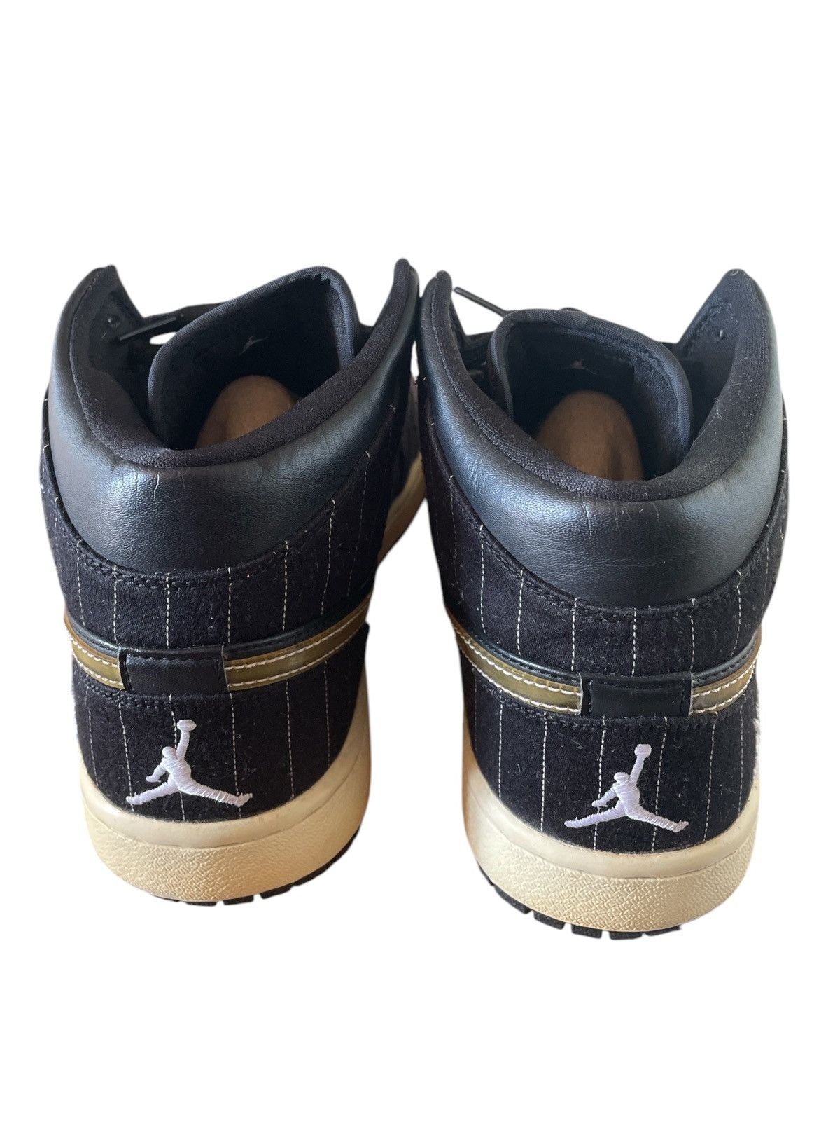 Jordan Brand × Vintage Sneakers vintage Air Jordan 1 Mid Retro 2008 Size US 9 / EU 42 - 6 Thumbnail