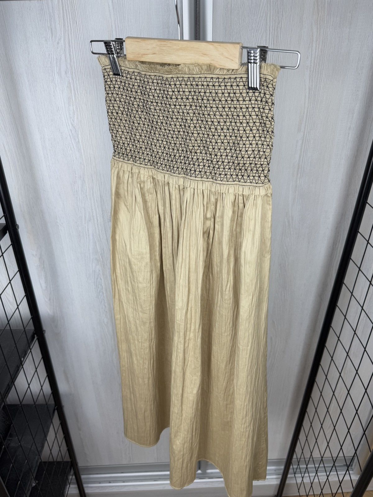 Toteme Toteme Safara Ruched Waist Smock mid length beige skirt Size 27" / US 4 / IT 40 - 4 Thumbnail