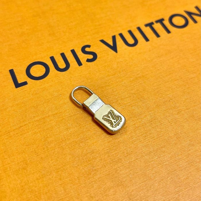 Louis Vuitton Louis Vuitton Zipper Pull Replacement Grailed 2244